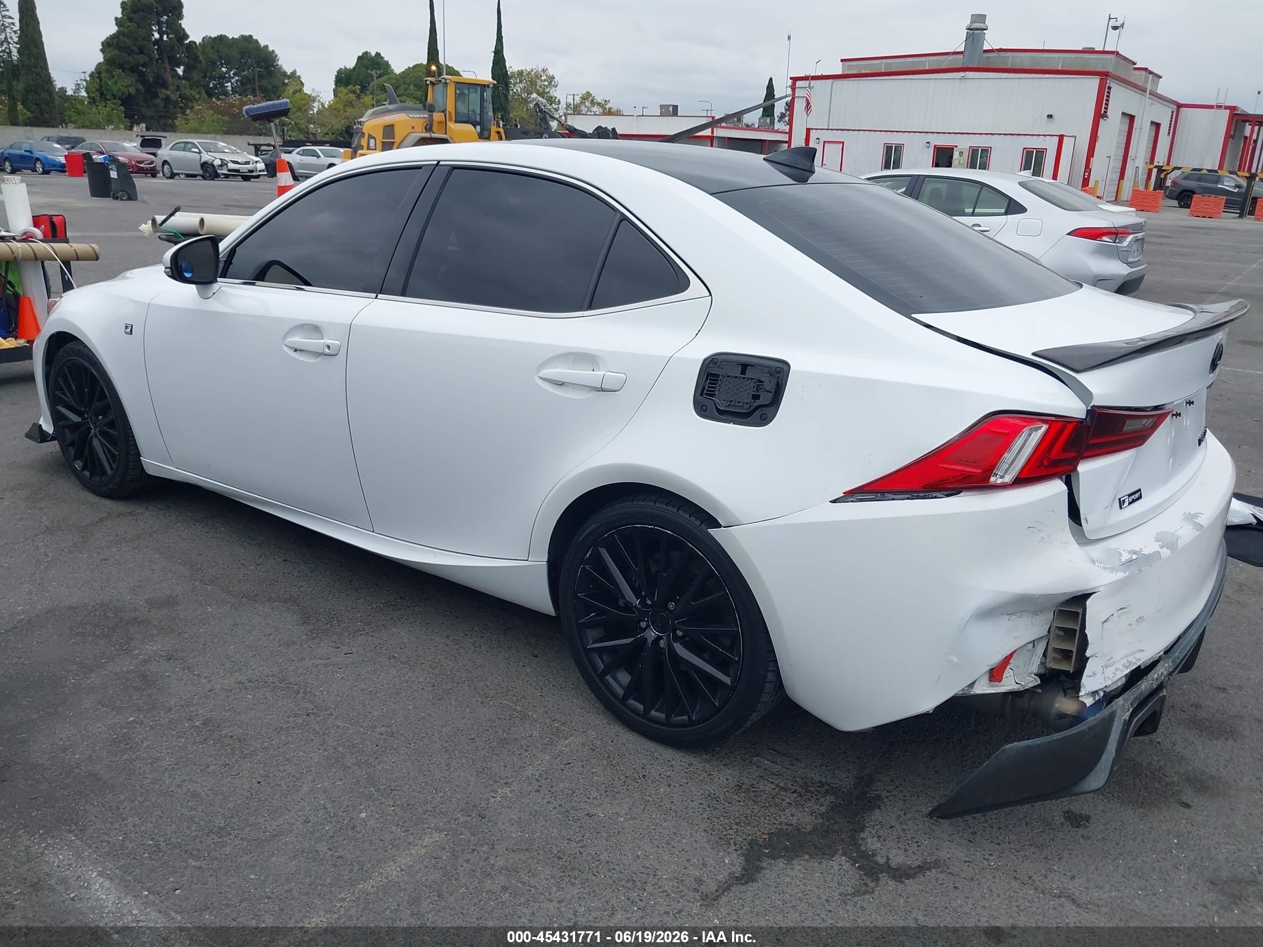 2016 Lexus IS 200t VIN JTHBA1D2XG5009761 IAAI salvage auction — Rear End, Salvage (California), sold $7,500 on 2026-07-09 (photo 3)
