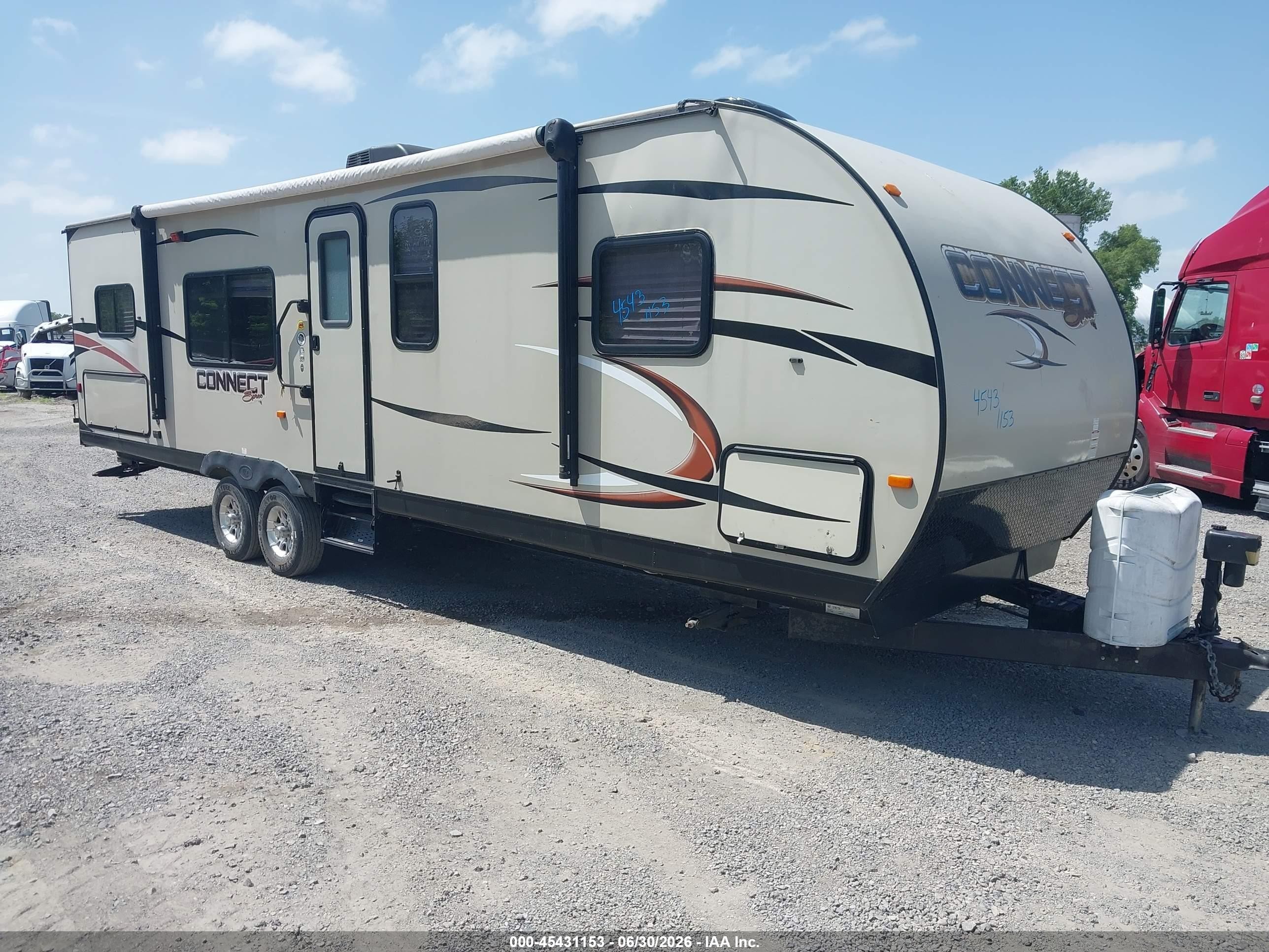 2016 K-z inc Connect VIN 4EZTL3229G8022528 IAAI salvage auction — Top/Roof, Salvage (Illinois), sold $1,750 on 2026-08-19 (photo 1)
