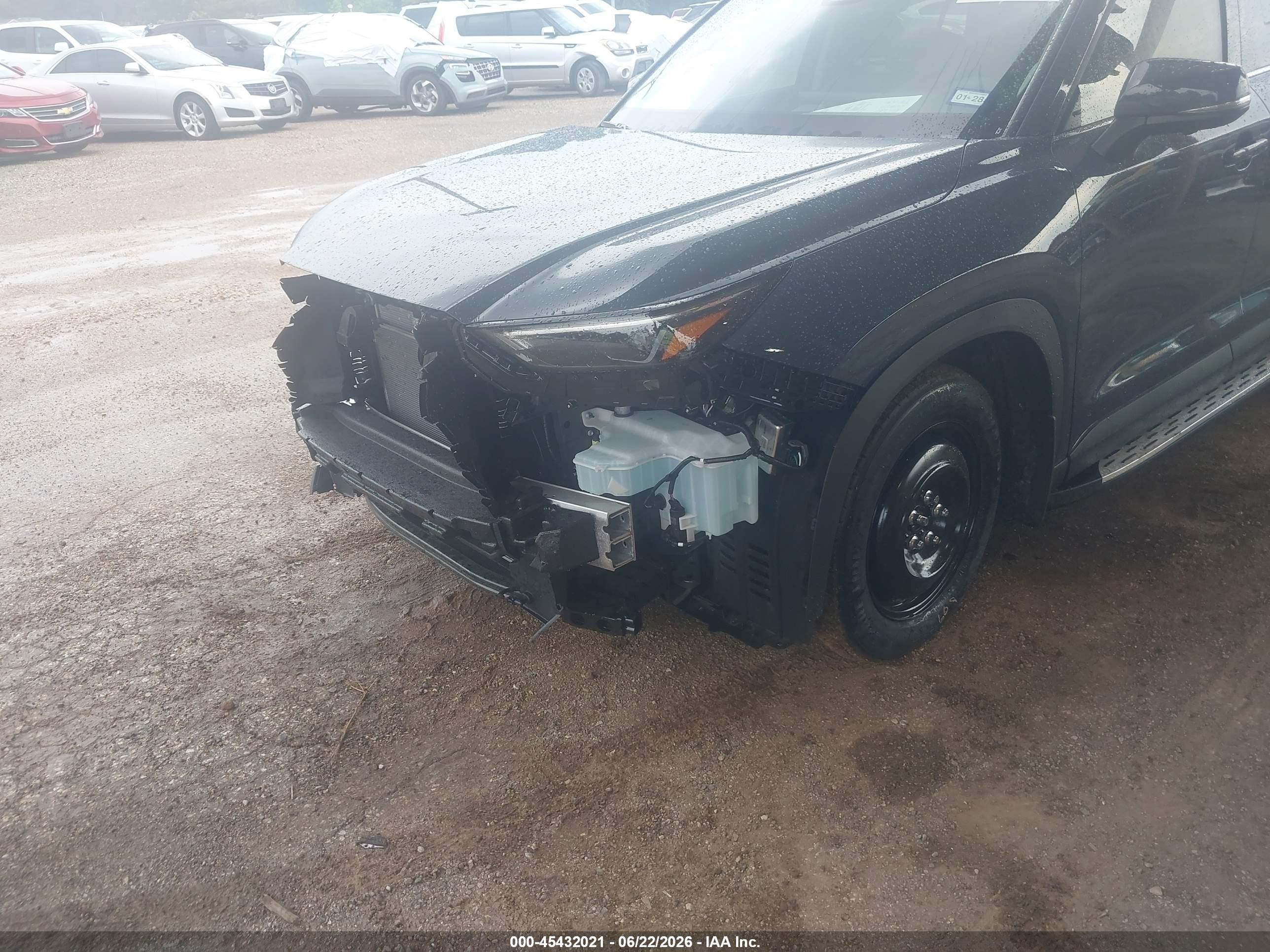 2026 Toyota Highlander VIN 5TDAAAB51TS124098 IAAI salvage auction — Front End, Original (Texas), sold $27,500 on 2026-09-13 (photo 6)