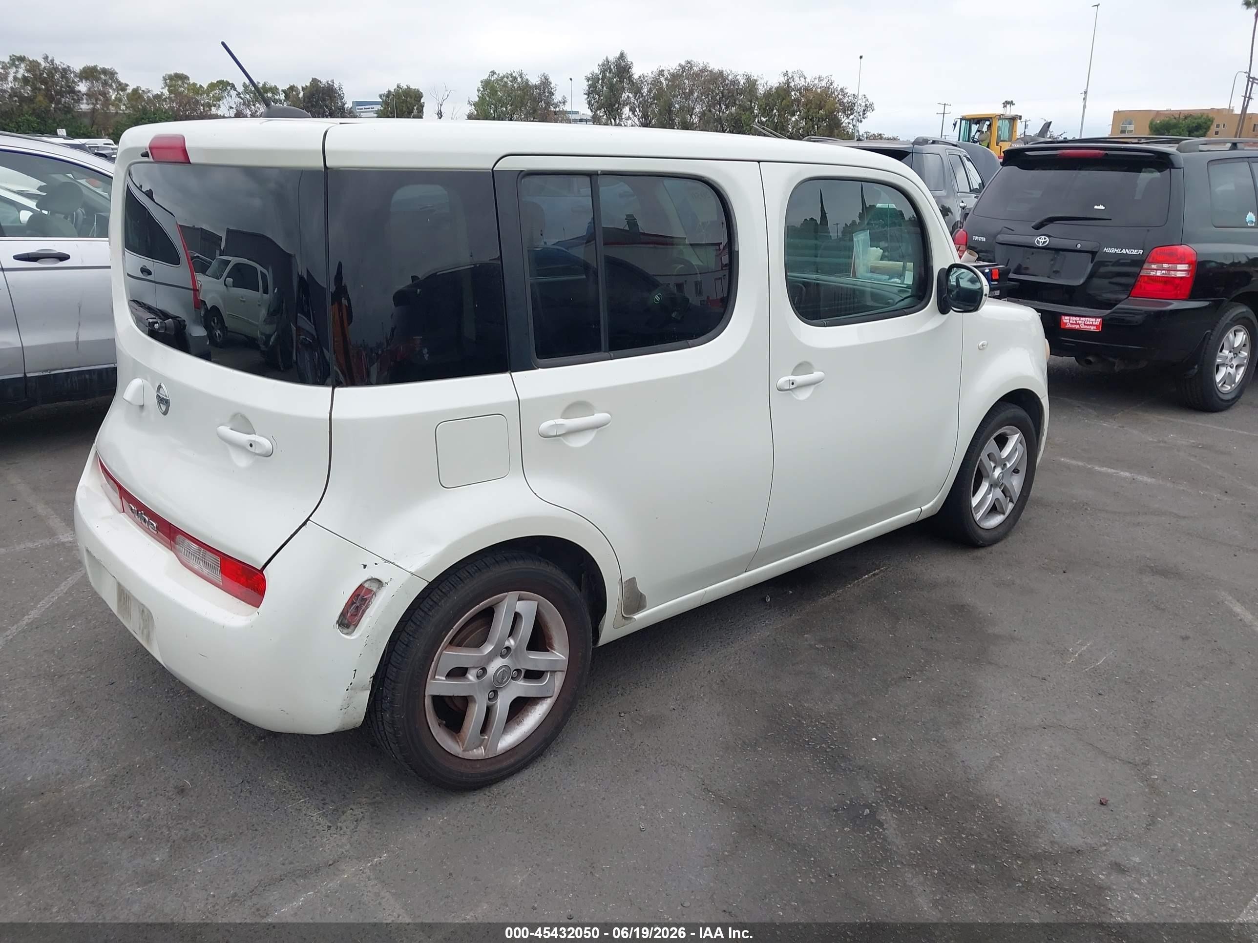 2010 Nissan Cube VIN JN8AZ2KR1AT169773 IAAI salvage auction — Normal Wear, Clear - Dealer Only (California), sold $325 on 2026-07-09 (photo 4)