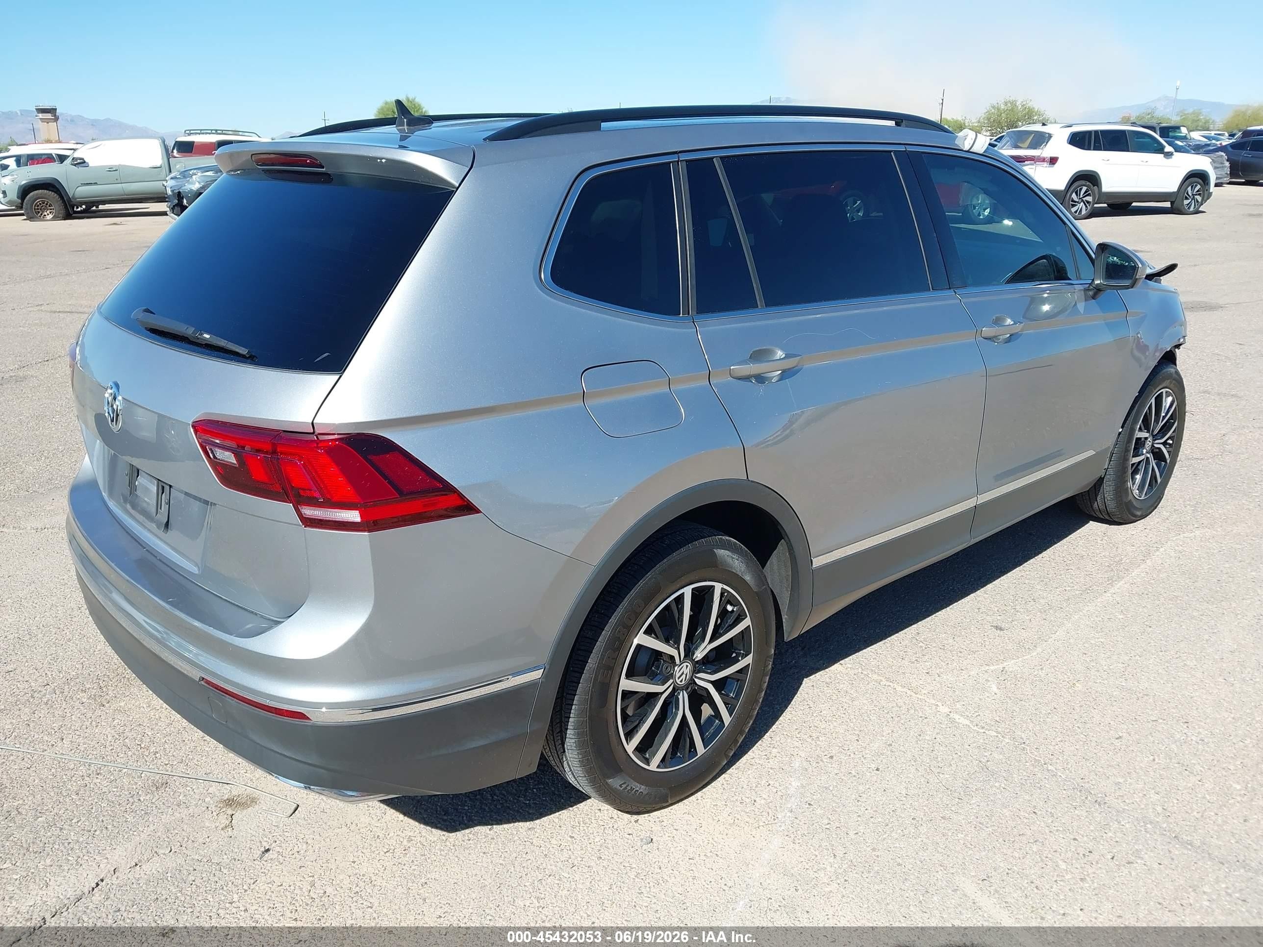 2021 Volkswagen Tiguan VIN 3VV3B7AX1MM090601 IAAI salvage auction — Unknown, Salvage (Arizona), sold $3,950 on 2026-07-09 (photo 4)