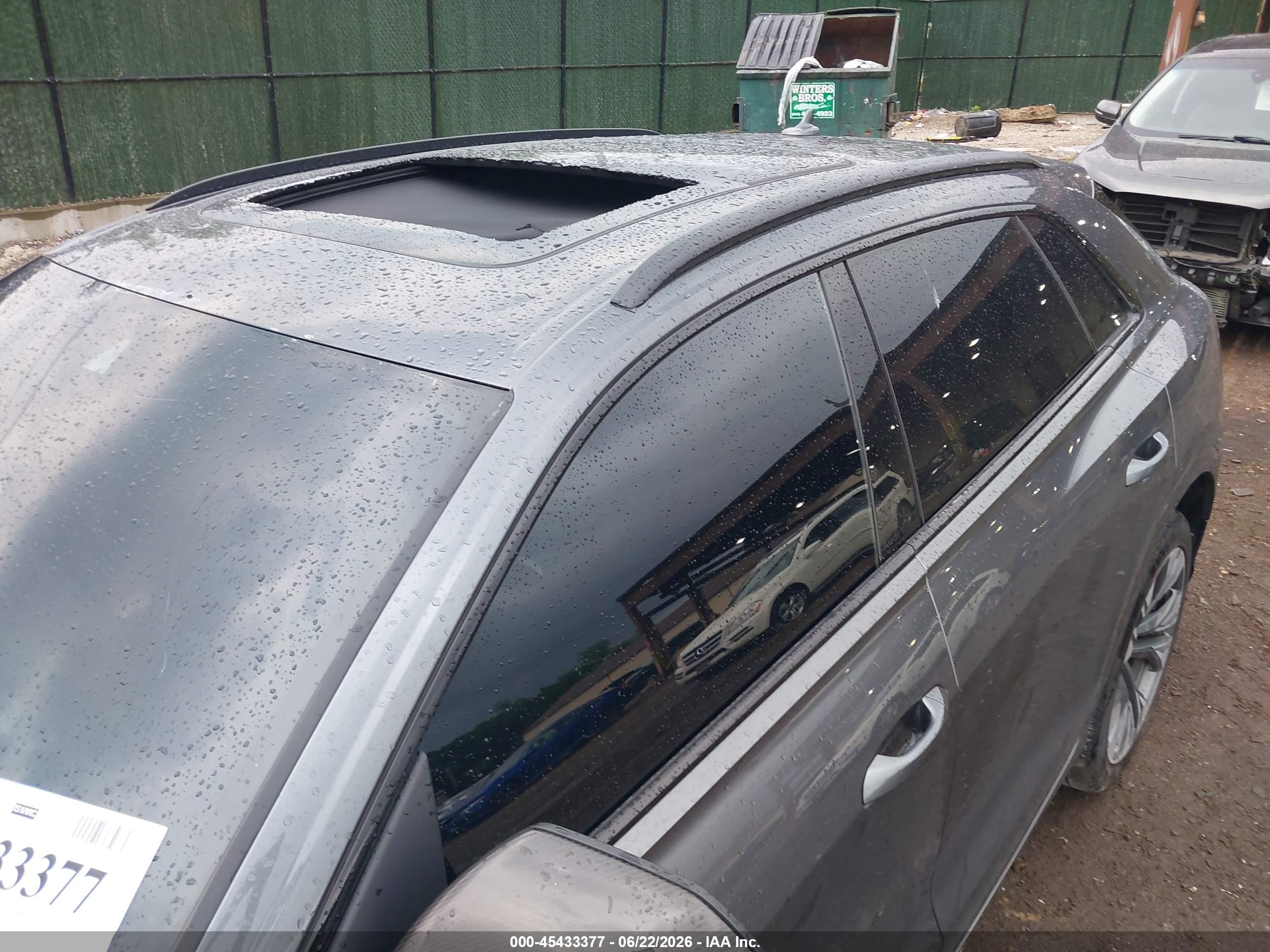 2025 Audi Q8 VIN WA1EVBF1XSD008342 IAAI salvage auction — Top/Roof, Mv-907A (New York), sold $36,325 on 2026-08-10 (photo 6)