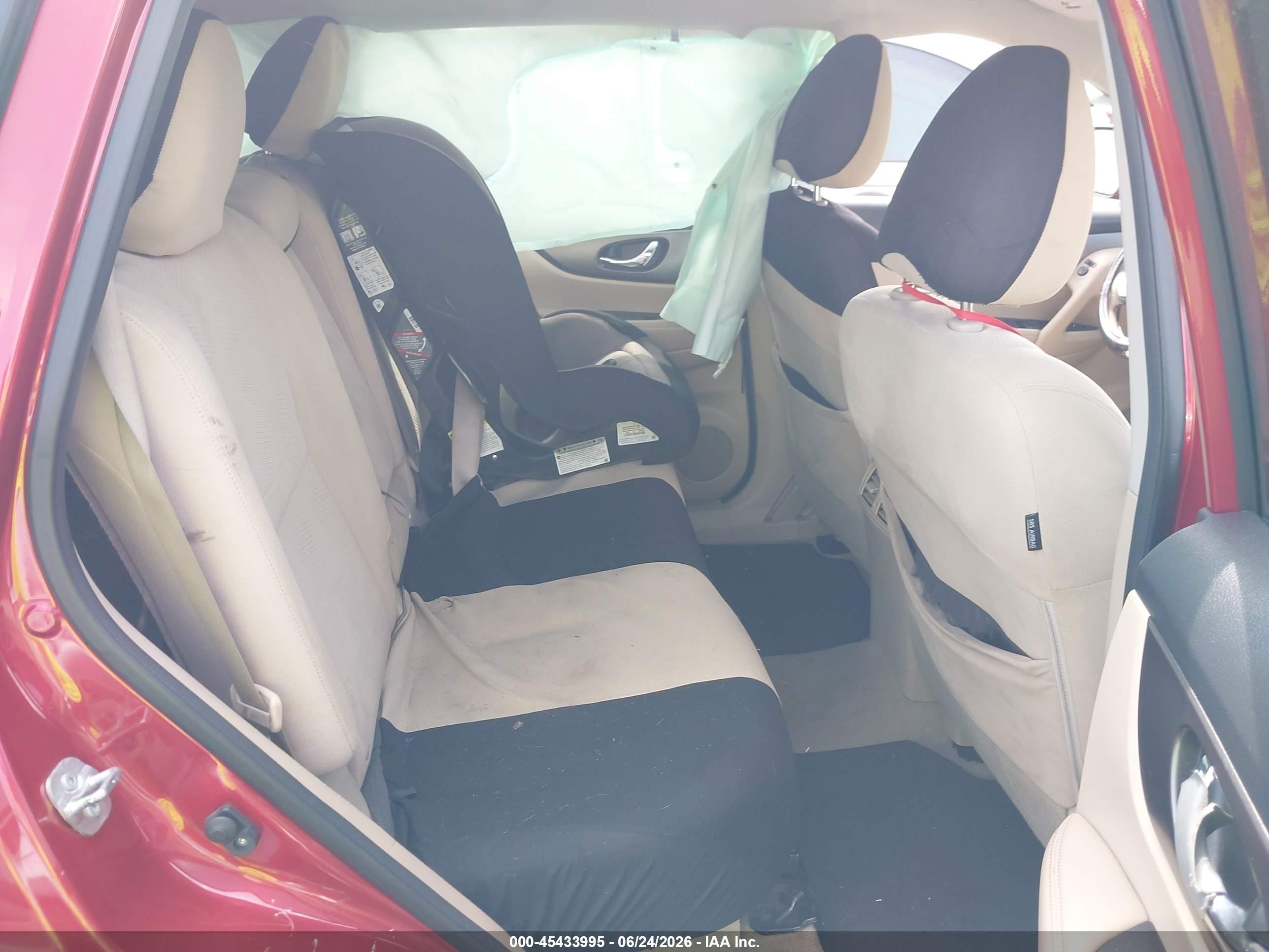 2015 Nissan Rogue VIN KNMAT2MT7FP502757 IAAI salvage auction — Side, Salvage Certificate (California), sold $1,050 on 2026-09-11 (photo 8)