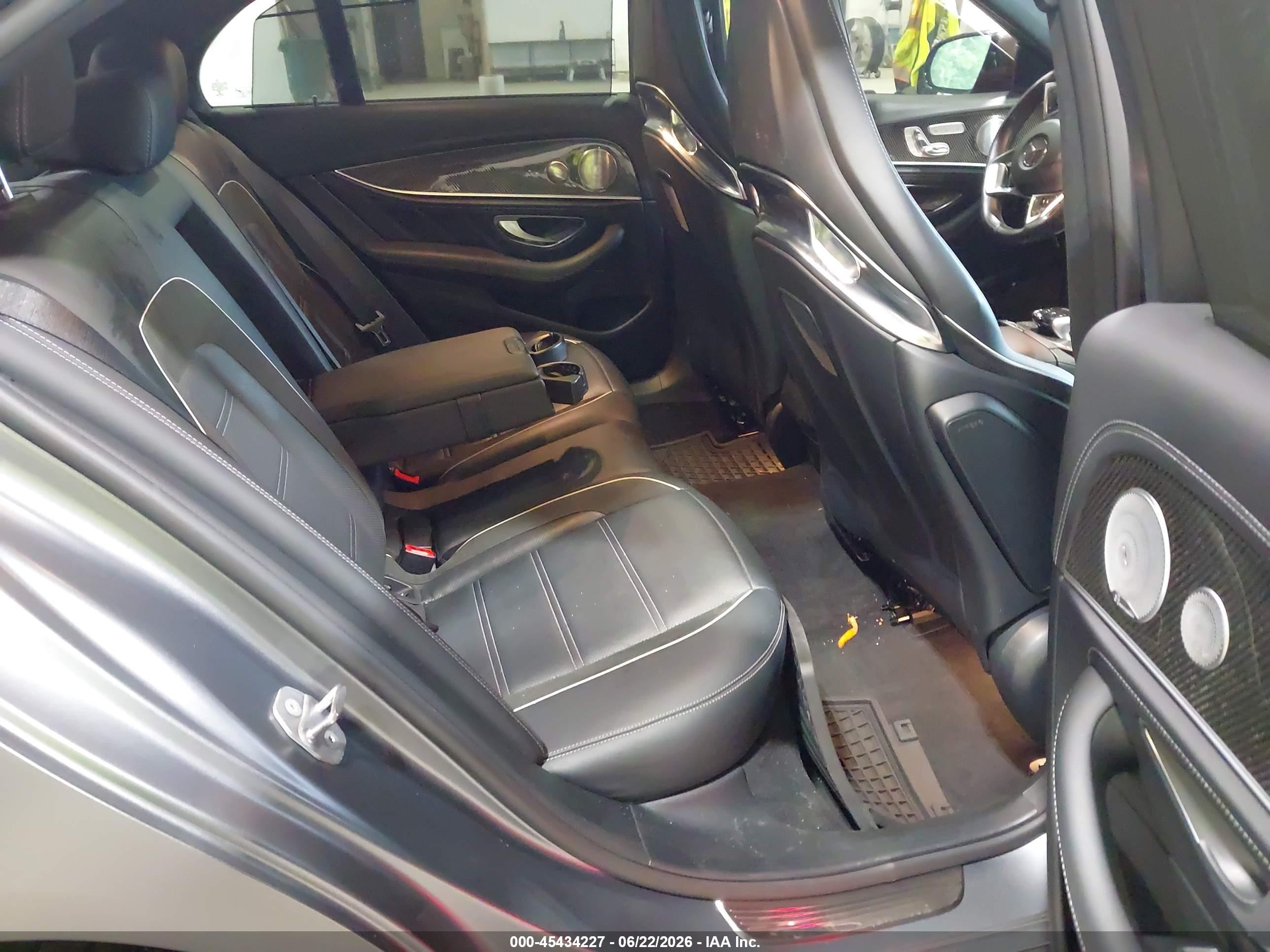 2018 Mercedes-Benz E-Class VIN WDDZF8KB1JA377067 IAAI salvage auction — Front End, Salvage (Idaho), sold $28,250 on 2026-08-27 (photo 8)