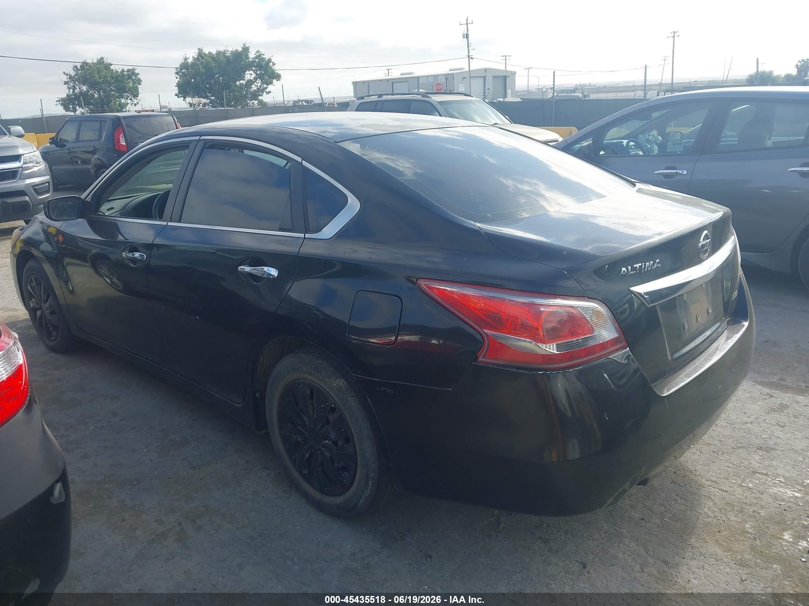 2013 Nissan Altima VIN 1N4AL3AP0DN561516 IAAI salvage auction — Normal Wear, App For Dup Clear (California), sold $550 on 2026-07-09 (photo 3)