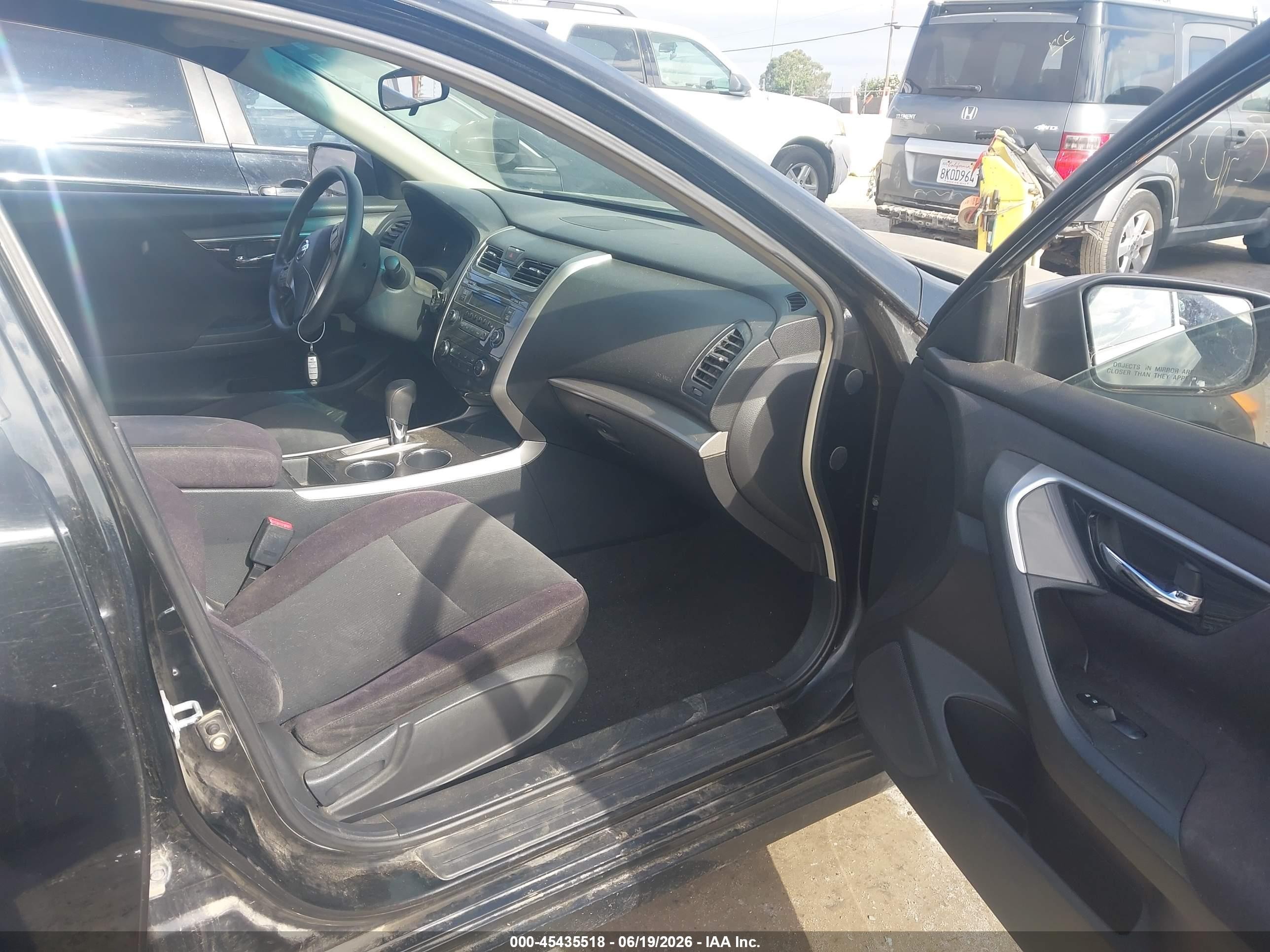 2013 Nissan Altima VIN 1N4AL3AP0DN561516 IAAI salvage auction — Normal Wear, App For Dup Clear (California), sold $550 on 2026-07-09 (photo 5)