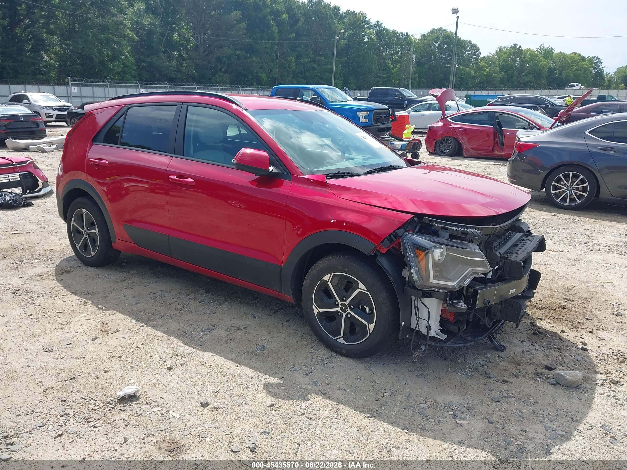 2025 Kia Niro VIN KNDCR3LE0S5253319 — IAAI salvage auction photo