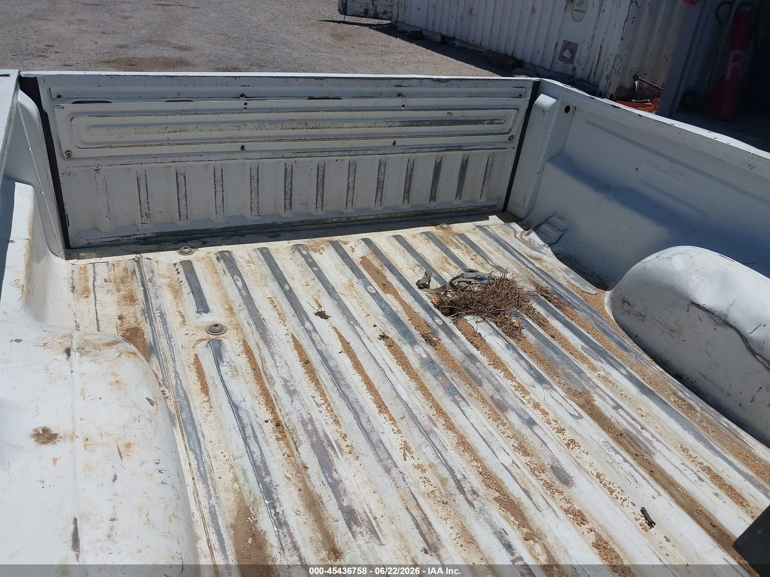 1994 Mazda B3000 VIN 4F4CR12U7RTM47176 IAAI salvage auction — Normal Wear, Clear (California), sold $200 on 2026-07-09 (photo 8)