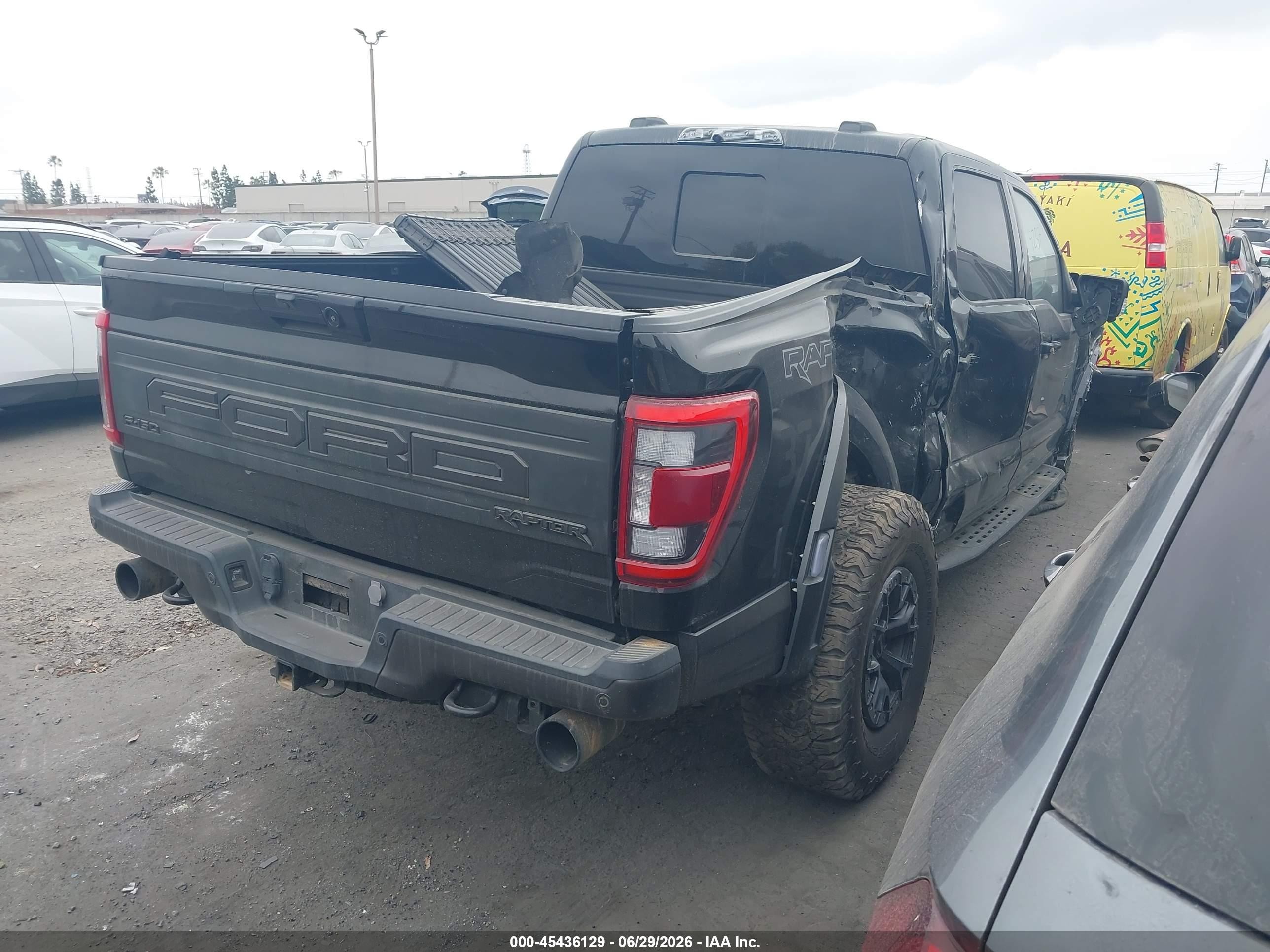 2023 Ford F-150 VIN 1FTFW1RGXPFA44173 IAAI salvage auction — Side, Salvage Certificate (California), sold $22,275 on 2026-07-01 (photo 4)