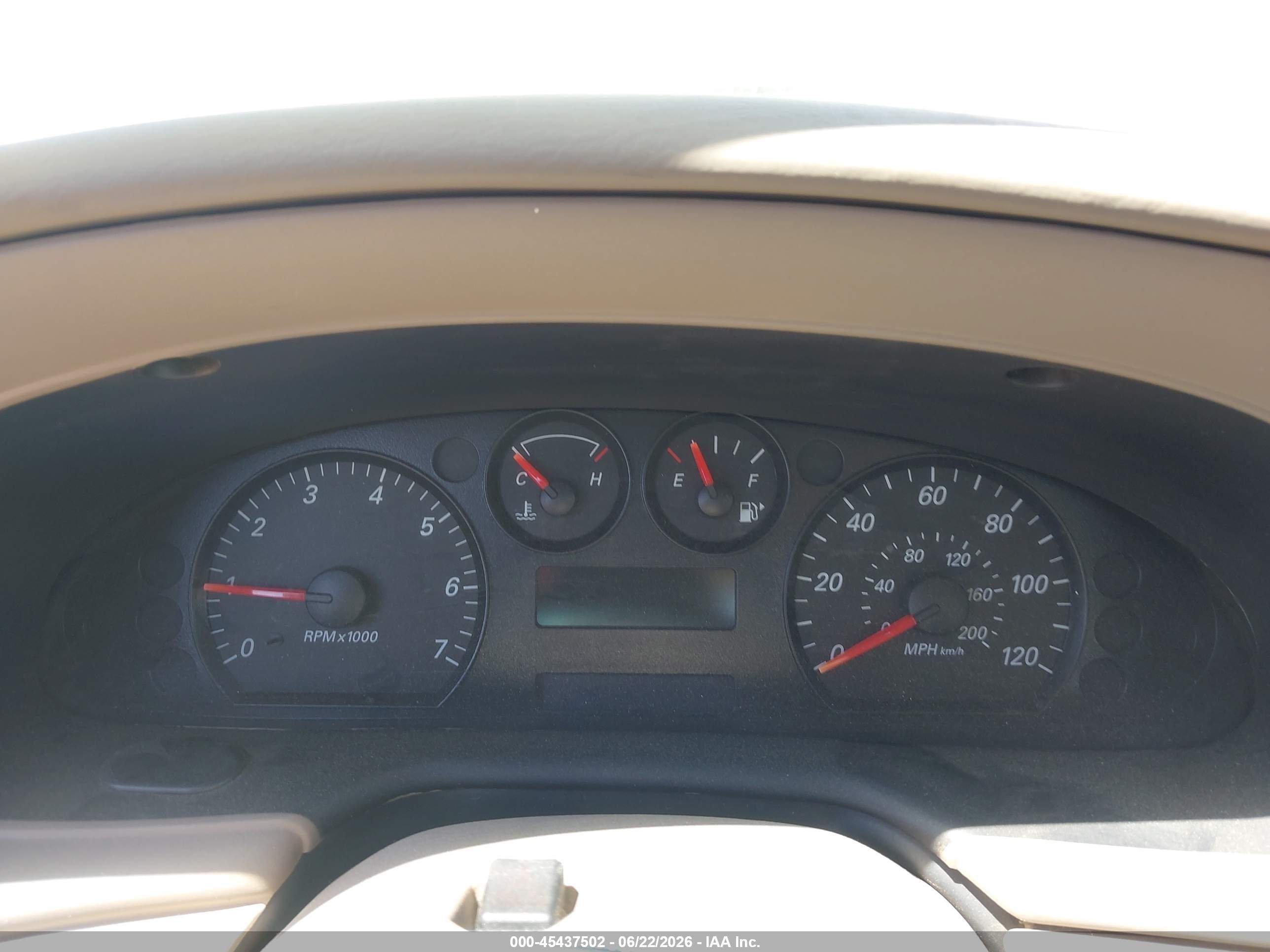 2007 Ford Taurus VIN 1FAFP53U87A145220 IAAI salvage auction — Normal Wear, Clear (California), sold $325 on 2026-07-09 (photo 7)