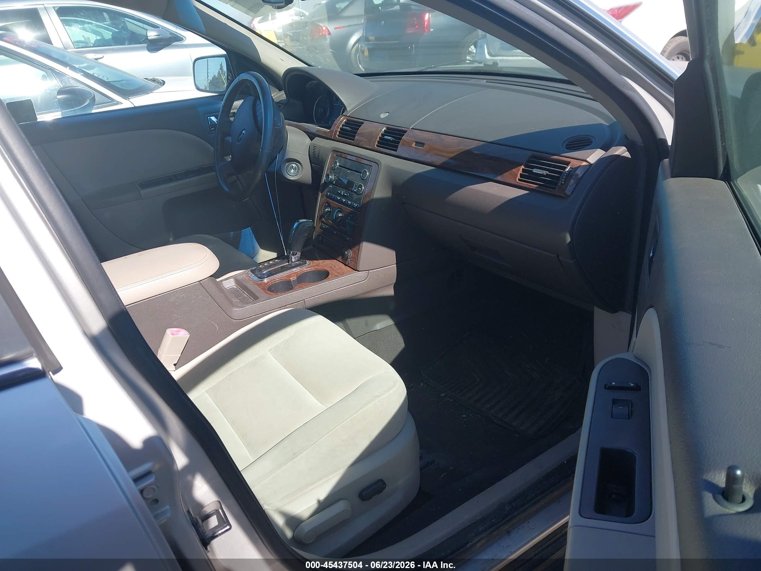 2008 Ford Taurus VIN 1FAHP24W48G142563 IAAI salvage auction — Normal Wear, Clear (California), sold $1,125 on 2026-07-09 (photo 5)