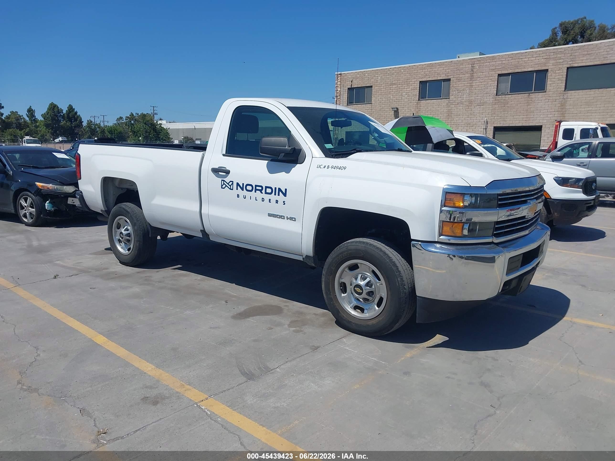 2017 Chevrolet Silverado 2500 VIN 1GC0CUEG5HZ283863 — IAAI salvage auction photo