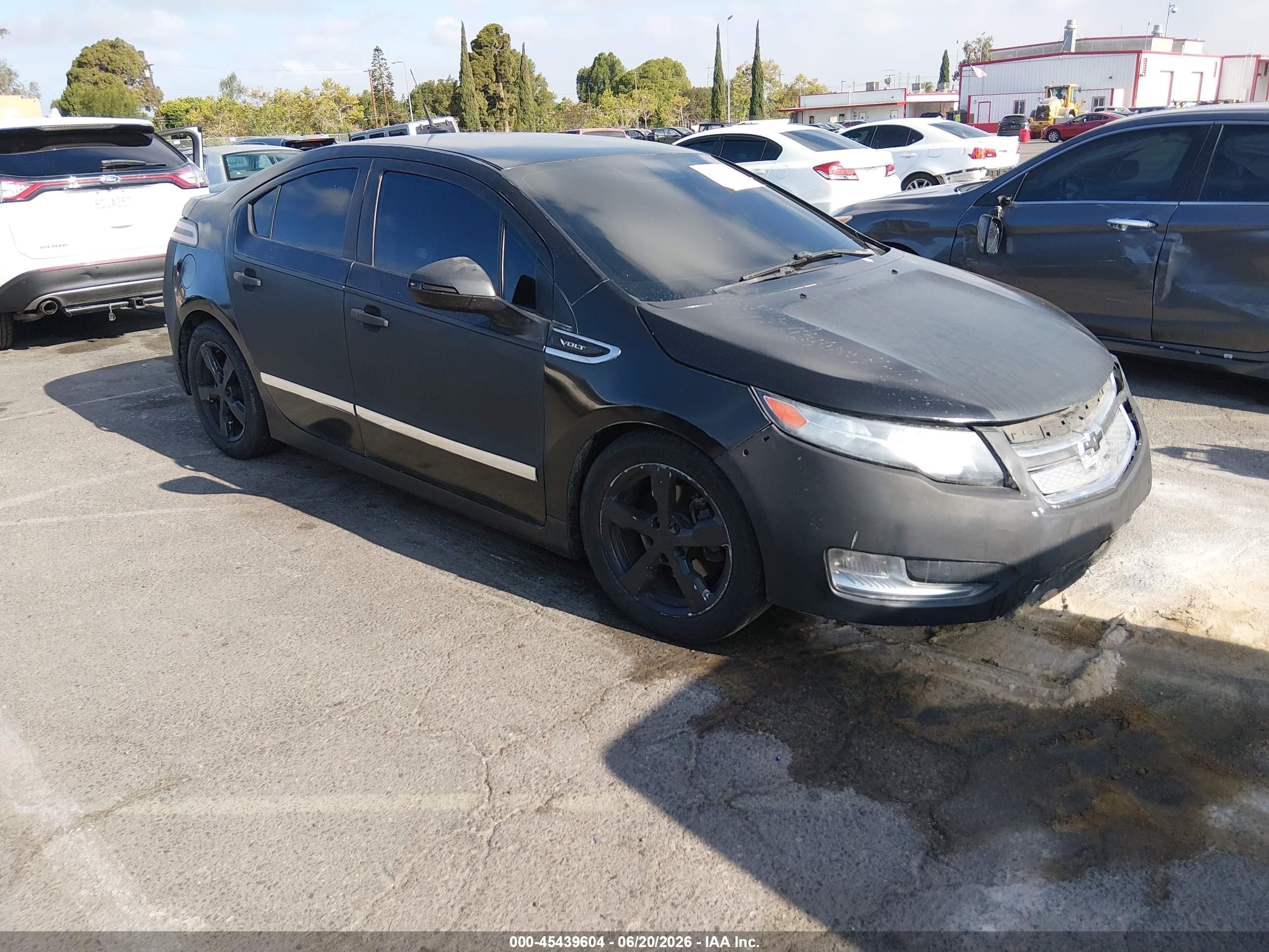 2014 Chevrolet Volt VIN 1G1RE6E40EU173498 IAAI salvage auction — Normal Wear, Salvage Title - Dealer (California), sold $400 on 2026-07-02 (photo 1)