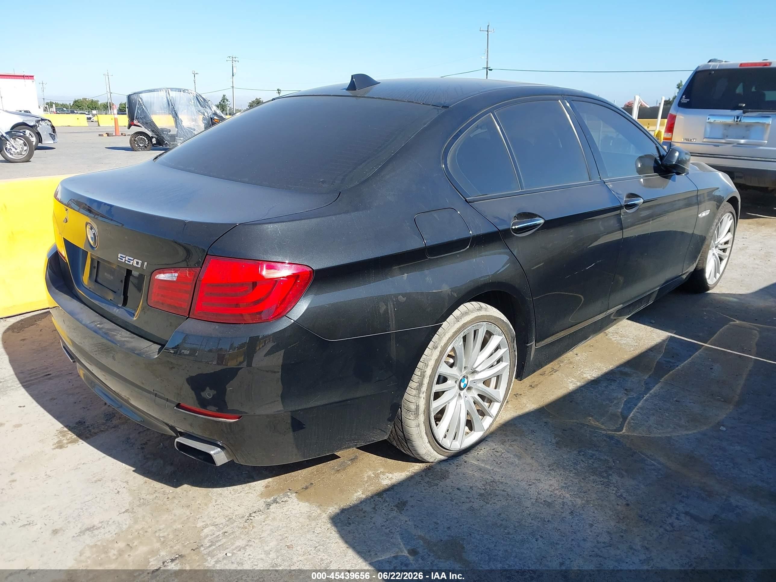 2012 BMW 5 Series VIN WBAFR9C51CDV58588 IAAI salvage auction — Normal Wear, Clear - Dealer Only (California), sold $600 on 2026-07-02 (photo 4)