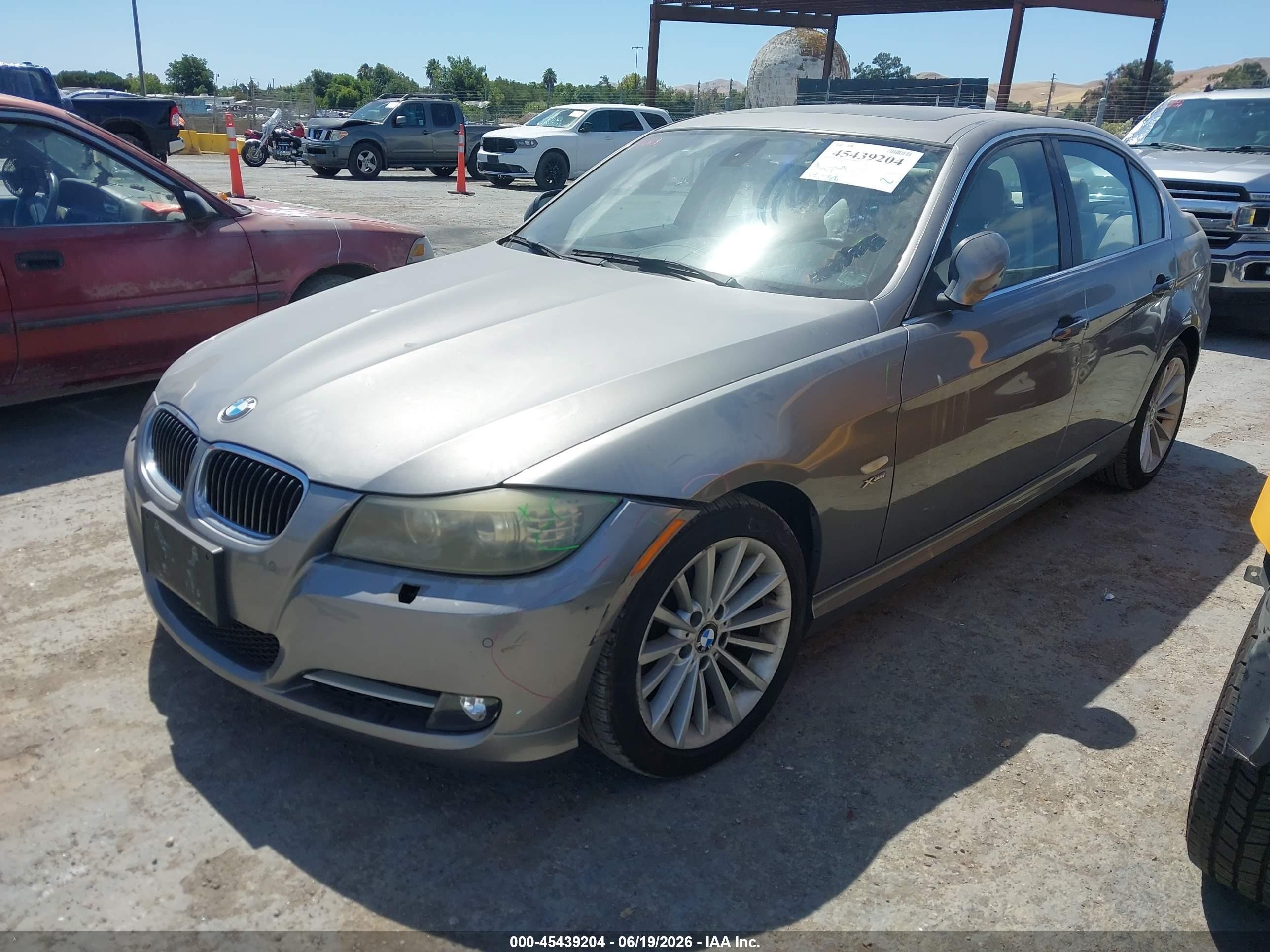 2010 BMW 3 Series VIN WBAPL3C5XAA407802 IAAI salvage auction — Front End, Salvage (California), sold $2,250 on 2026-07-09 (photo 2)