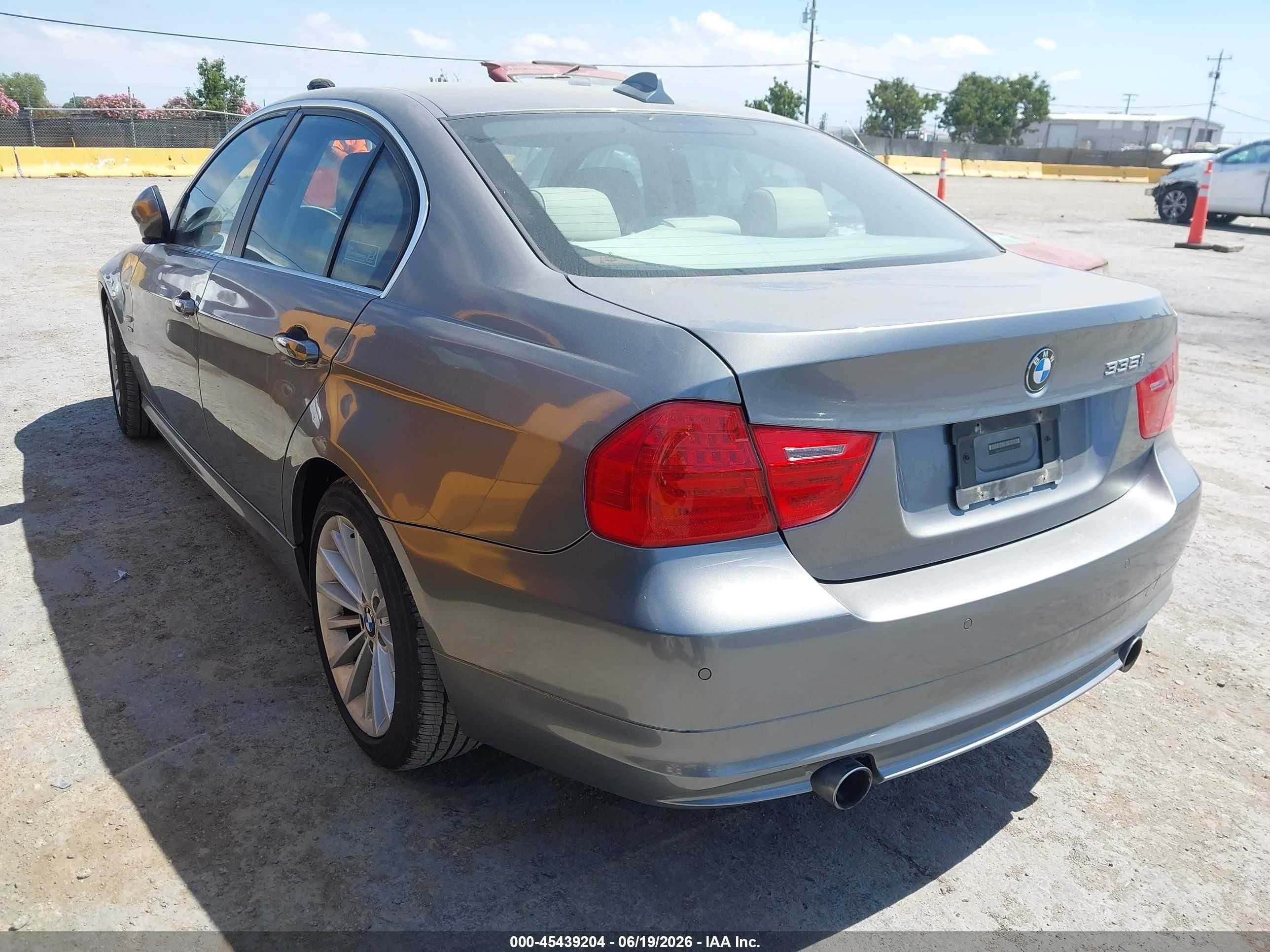 2010 BMW 3 Series VIN WBAPL3C5XAA407802 IAAI salvage auction — Front End, Salvage (California), sold $2,250 on 2026-07-09 (photo 3)