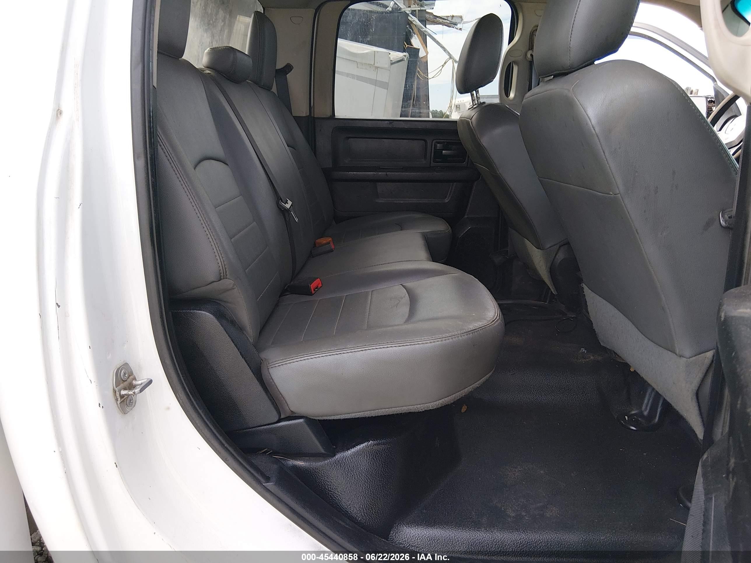 2017 Ram 5500 VIN 3C7WRNFL1HG658497 IAAI salvage auction — Front End, Rebuildable (Florida), sold $10,700 on 2026-07-01 (photo 6)