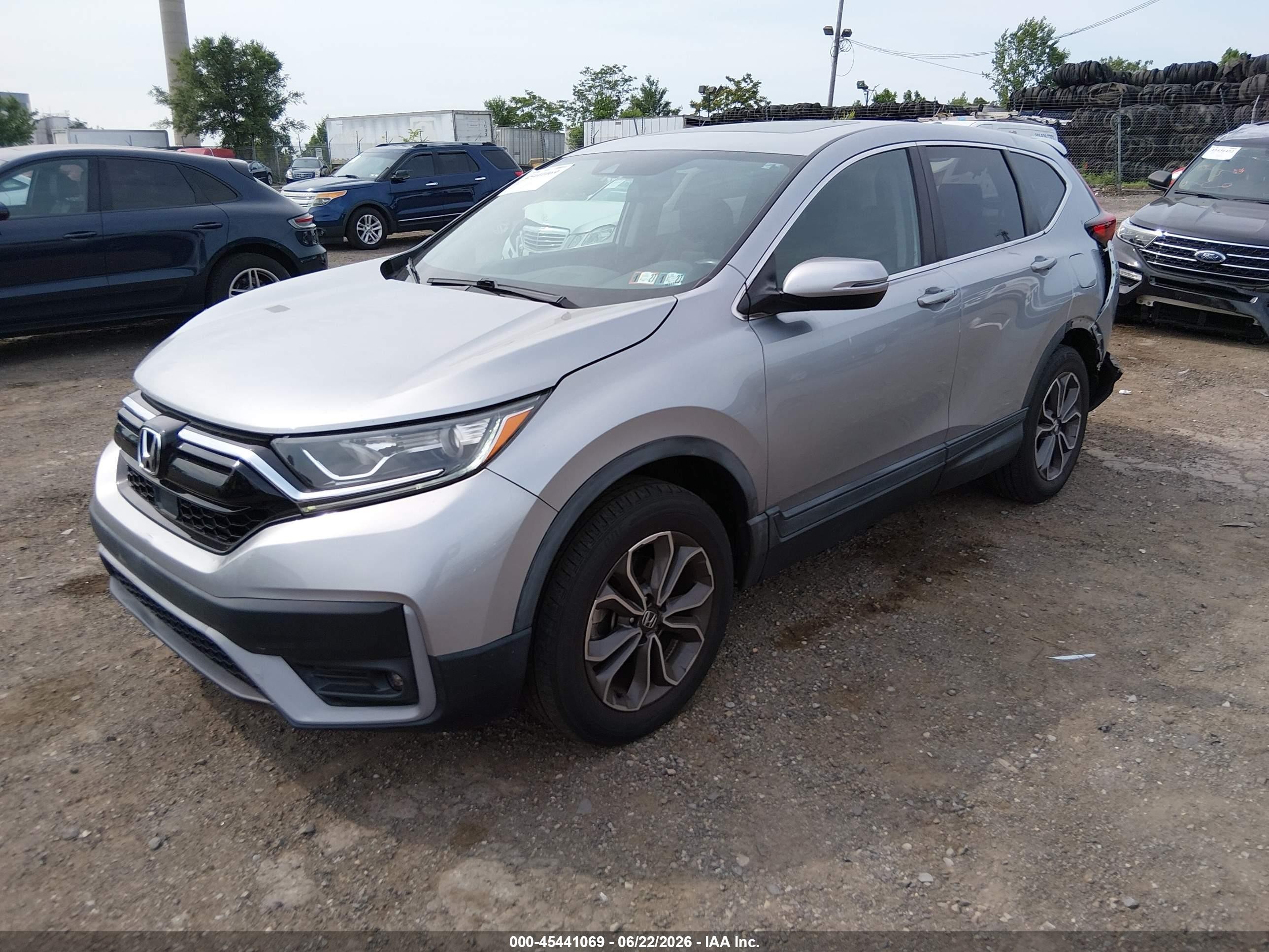 2020 Honda CR-V VIN 2HKRW2H82LH643467 IAAI salvage auction — Rear End, Salvage (Pennsylvania), sold $7,600 on 2026-07-07 (photo 2)