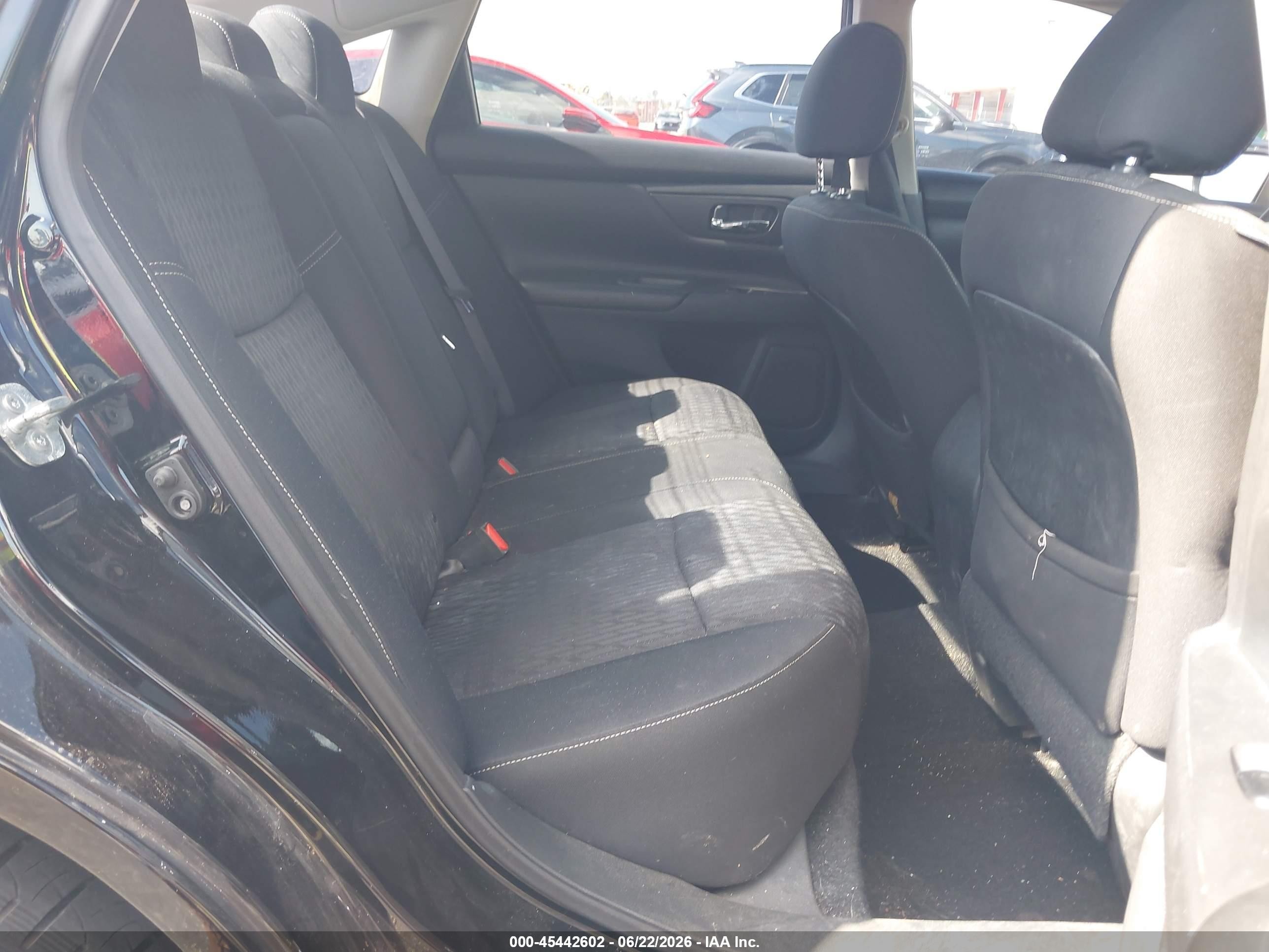 2017 Nissan Altima VIN 1N4AL3AP3HC489227 IAAI salvage auction — Front End, Rebuildable (Florida), sold $475 on 2026-09-03 (photo 8)