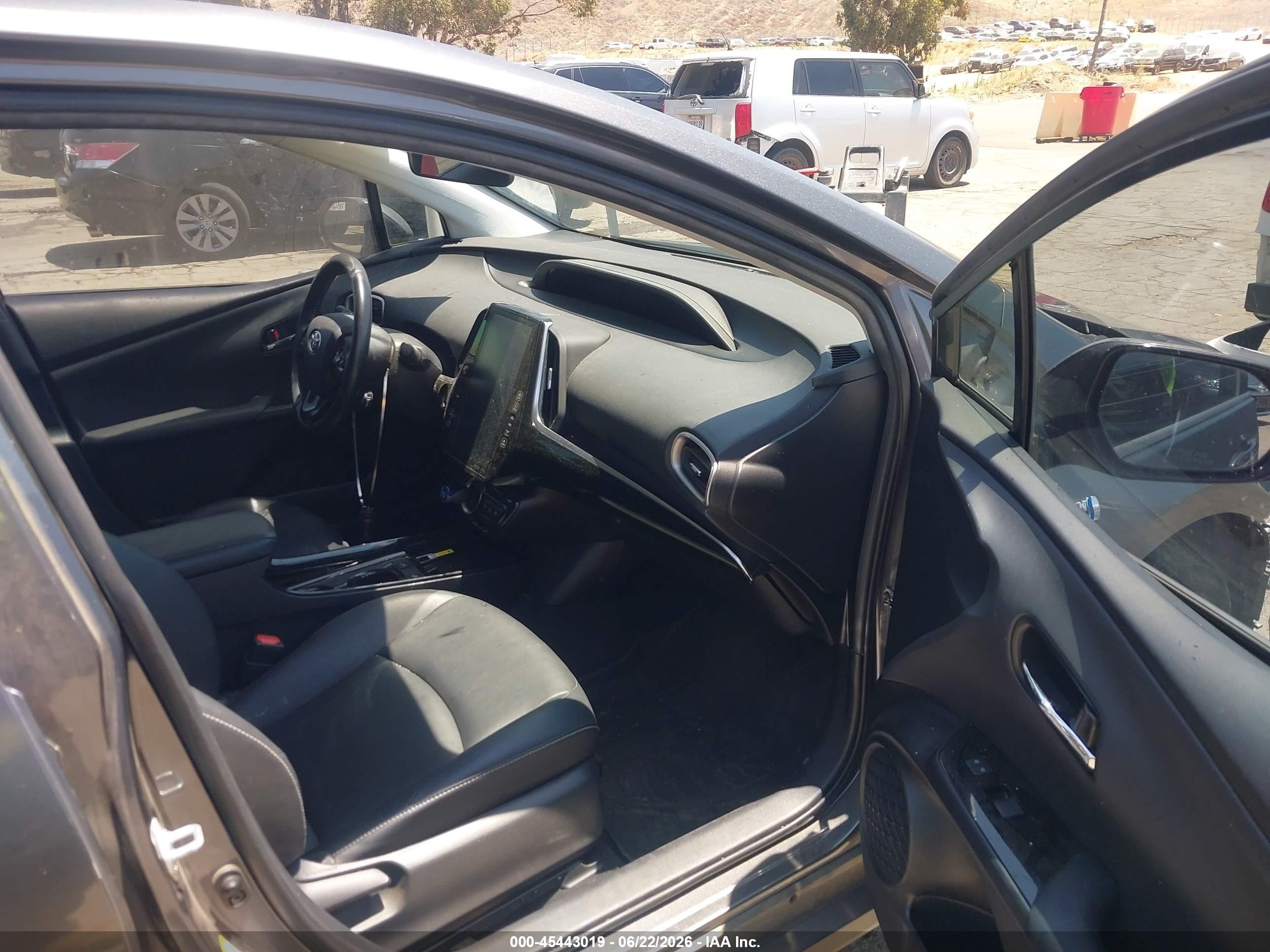 2020 Toyota Prius VIN JTDKARFP5L3137615 IAAI salvage auction — Front End, Salvage (California), sold $7,100 on 2026-09-19 (photo 5)