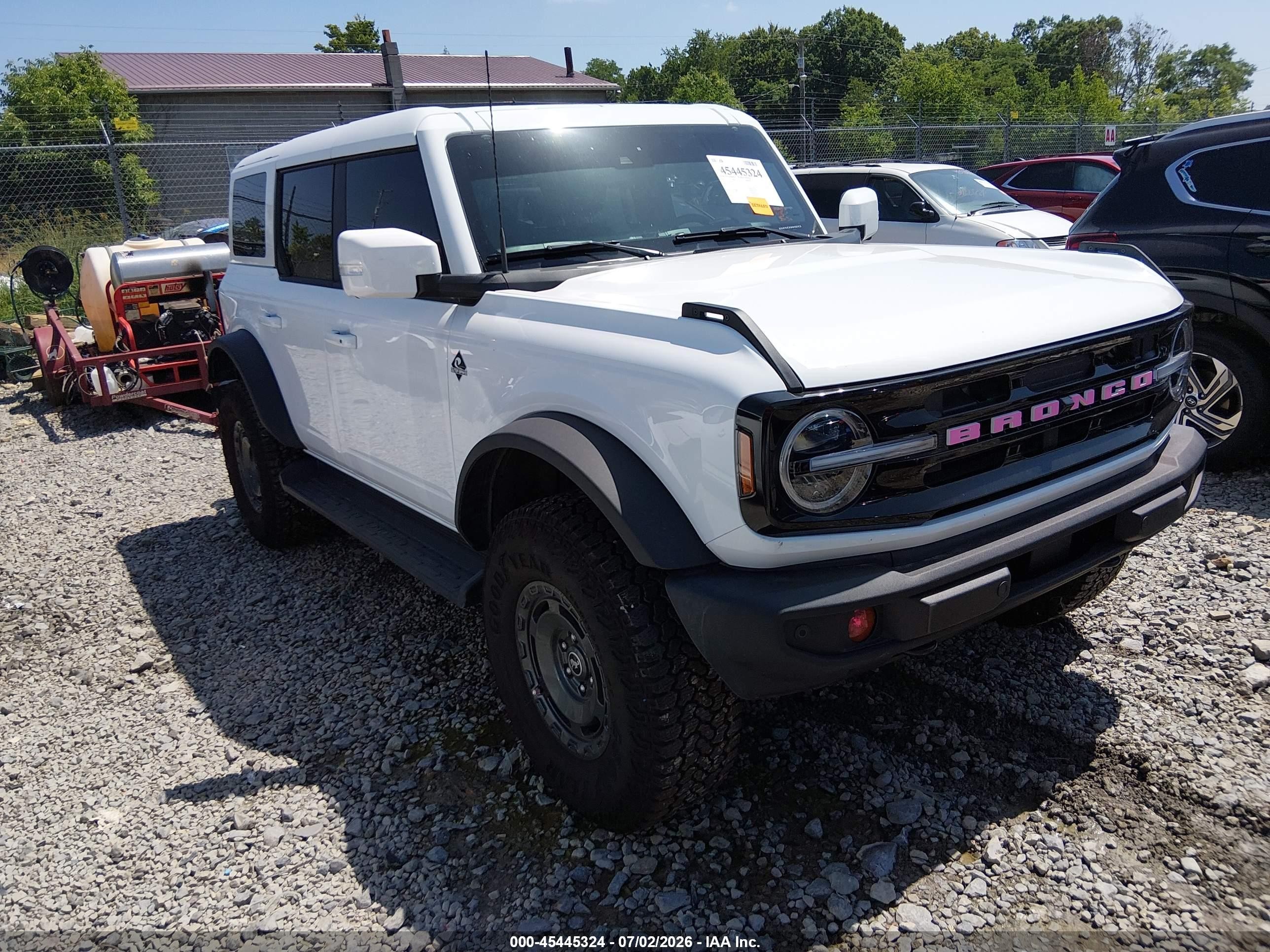 2025 Ford Bronco VIN 1FMEE8BP3SLB27399 — IAAI salvage auction photo