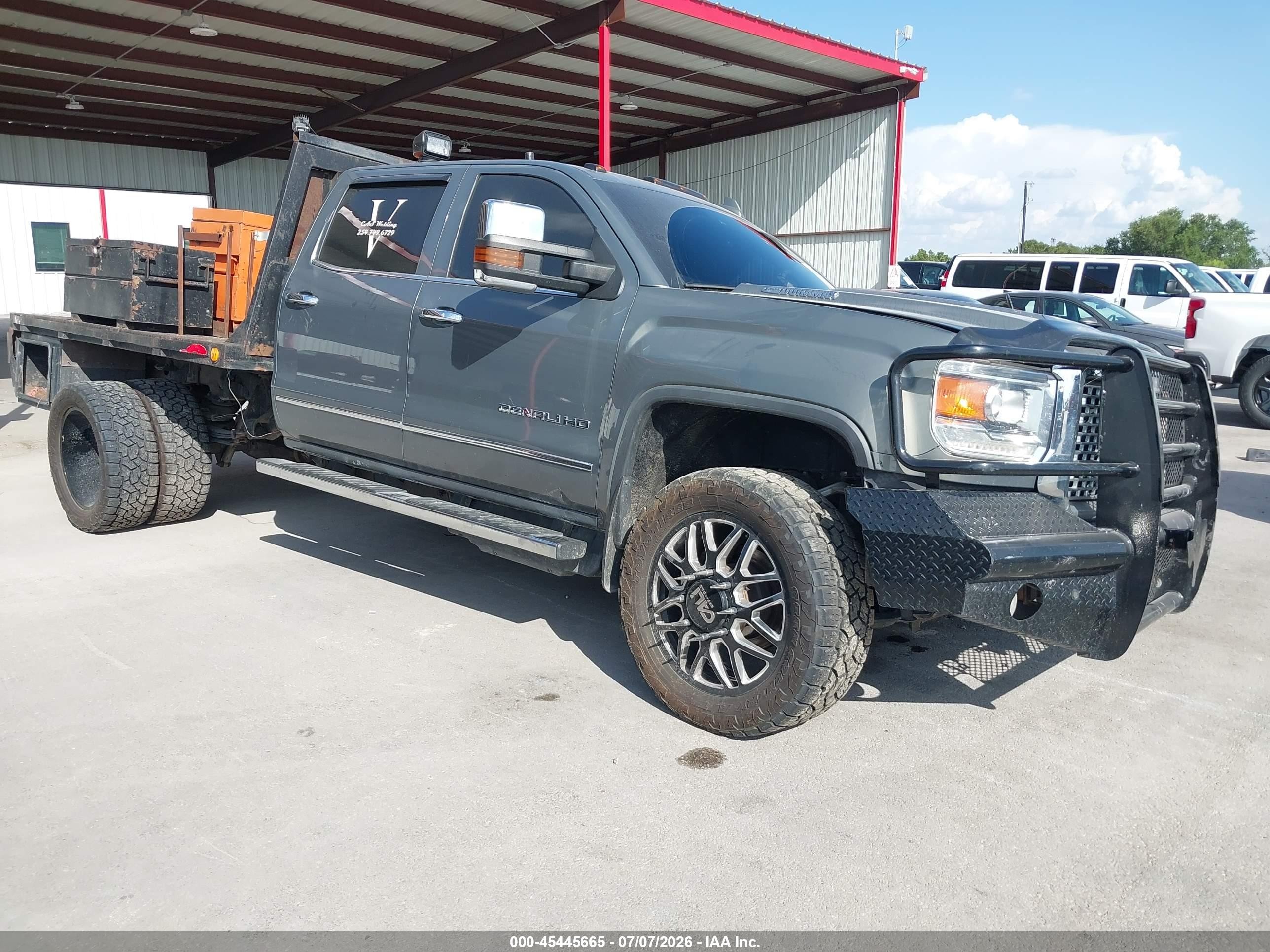 2017 GMC Sierra 3500 HD VIN 1GT42YEY0HF246791 — IAAI salvage auction photo