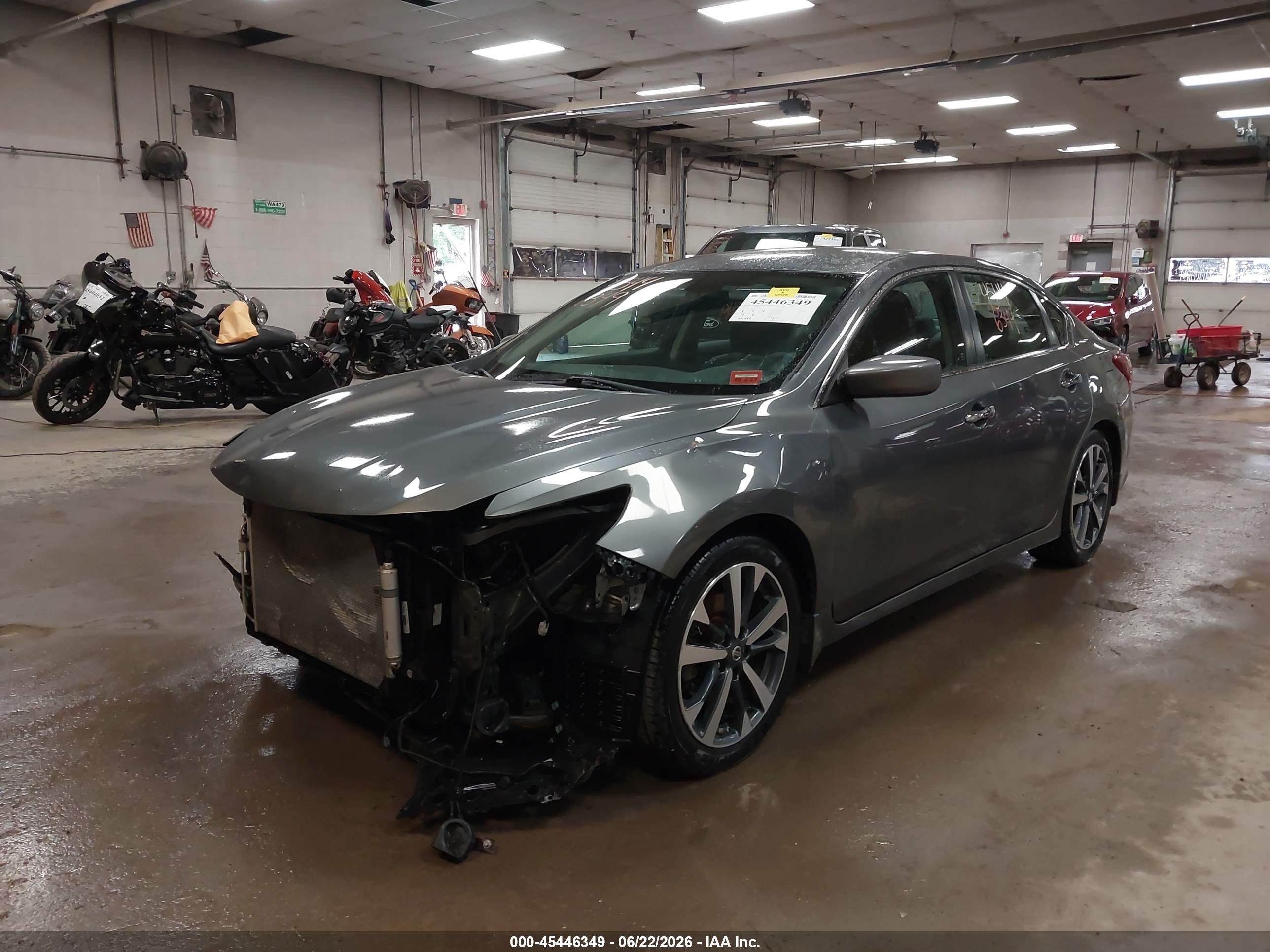 2017 Nissan Altima VIN 1N4AL3AP7HC233723 IAAI salvage auction — Front End, Salvage (Maine), sold $400 on 2026-09-12 (photo 2)