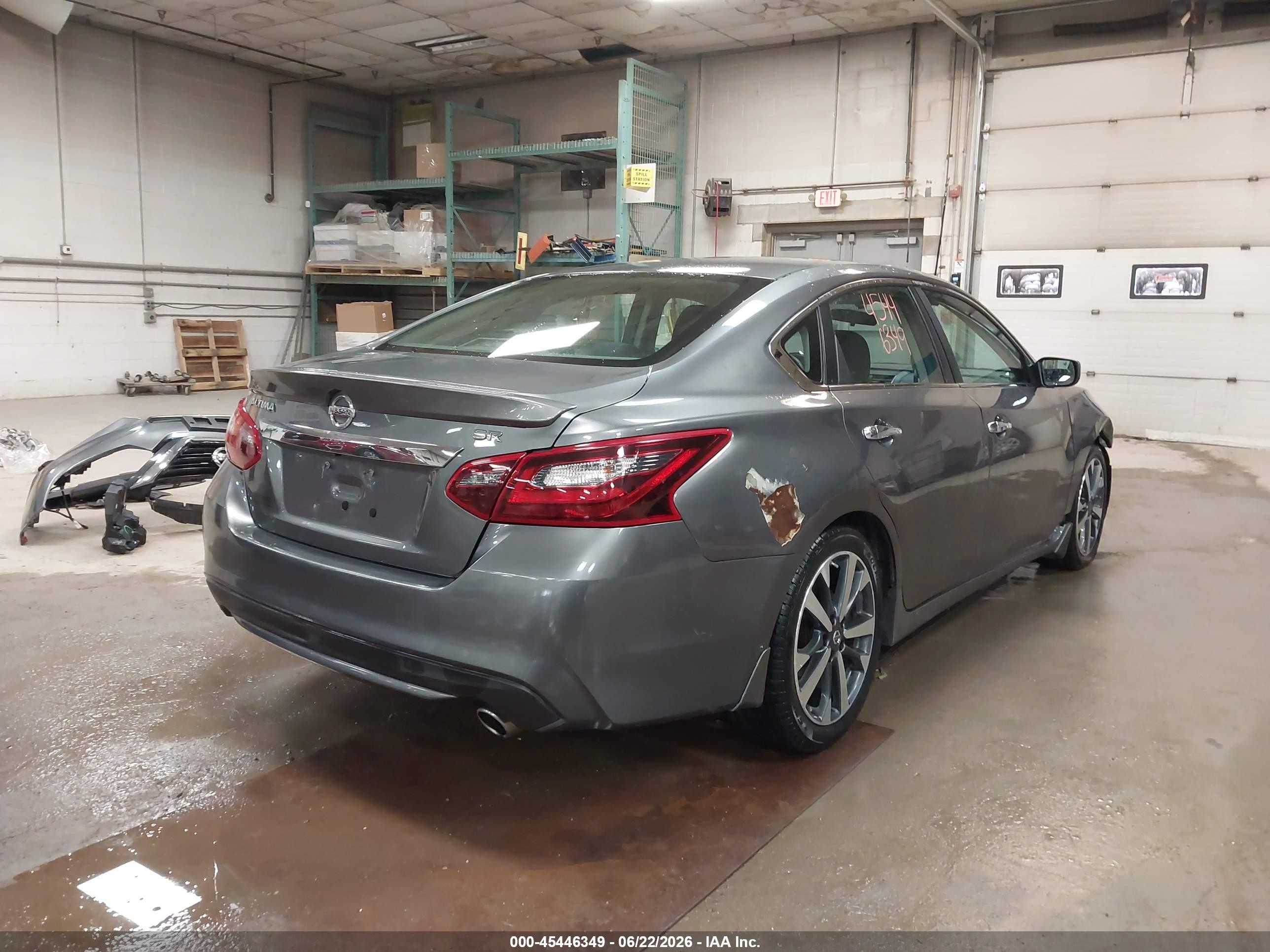 2017 Nissan Altima VIN 1N4AL3AP7HC233723 IAAI salvage auction — Front End, Salvage (Maine), sold $400 on 2026-09-12 (photo 4)