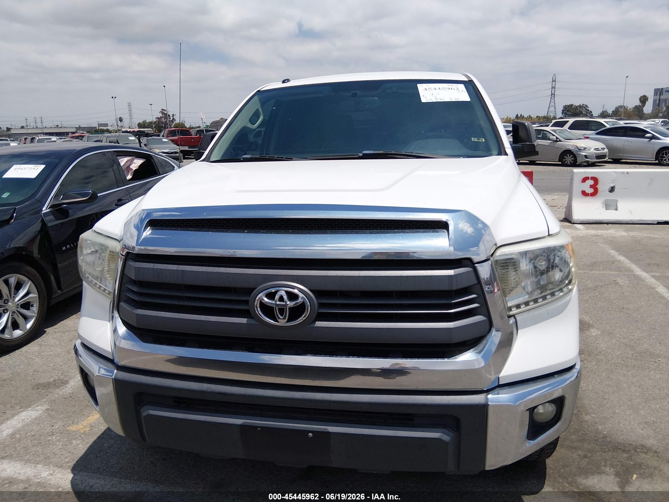 2014 Toyota Tundra VIN 5TFEY5F11EX150984 IAAI salvage auction — Normal Wear, Clear - Dealer Only (California), sold $9,050 on 2026-07-09 (photo 6)