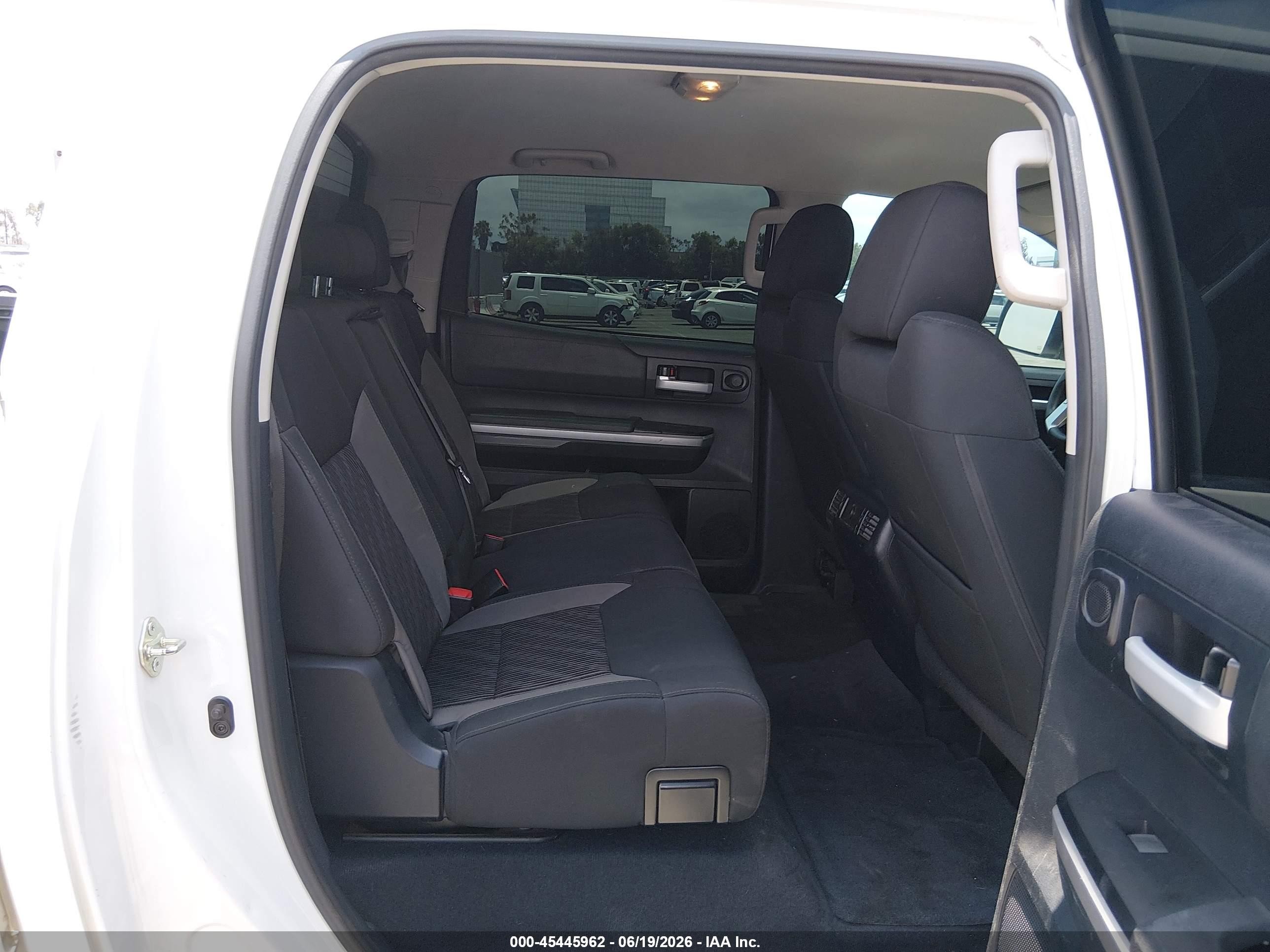 2014 Toyota Tundra VIN 5TFEY5F11EX150984 IAAI salvage auction — Normal Wear, Clear - Dealer Only (California), sold $9,050 on 2026-07-09 (photo 8)