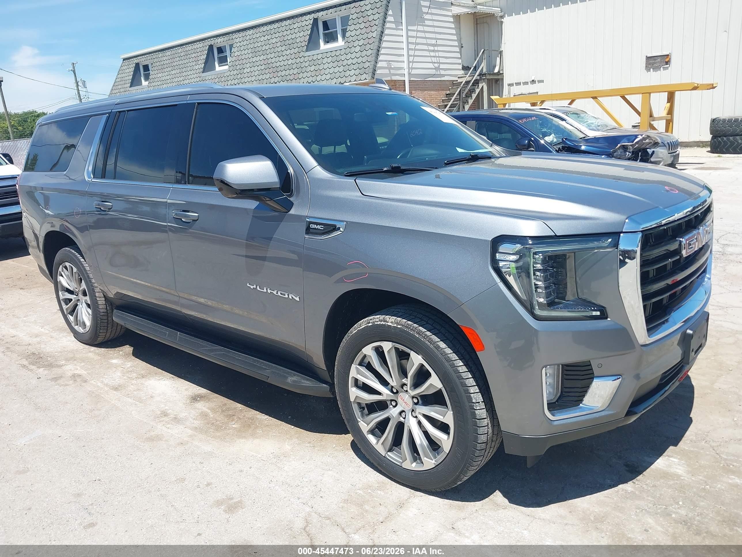 2022 GMC Yukon XL VIN 1GKS2FKD0NR121348 — IAAI salvage auction photo