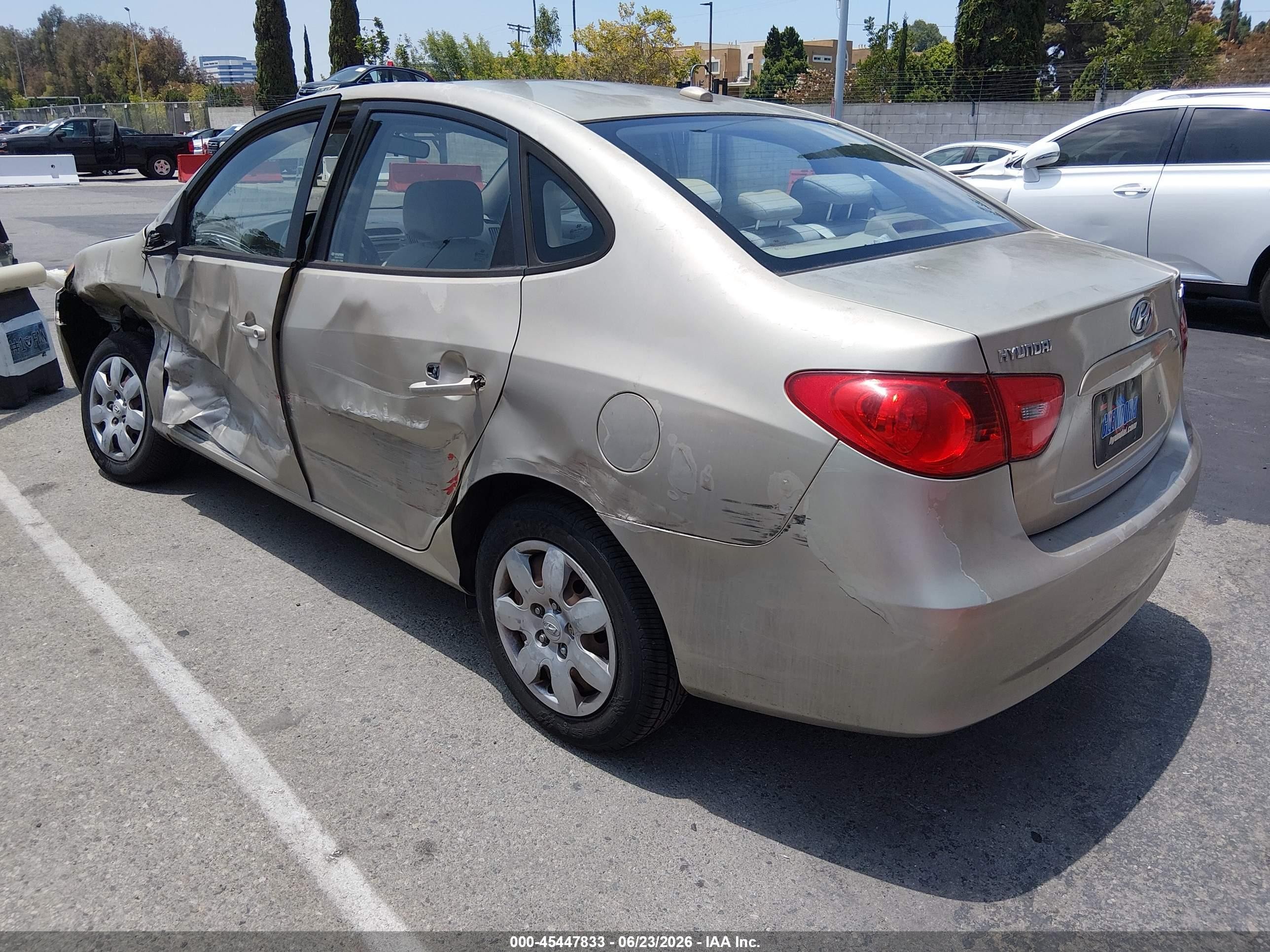 2008 Hyundai Elantra VIN KMHDU46D78U277901 IAAI salvage auction — Normal Wear, Salvage (California), sold $550 on 2026-07-09 (photo 3)