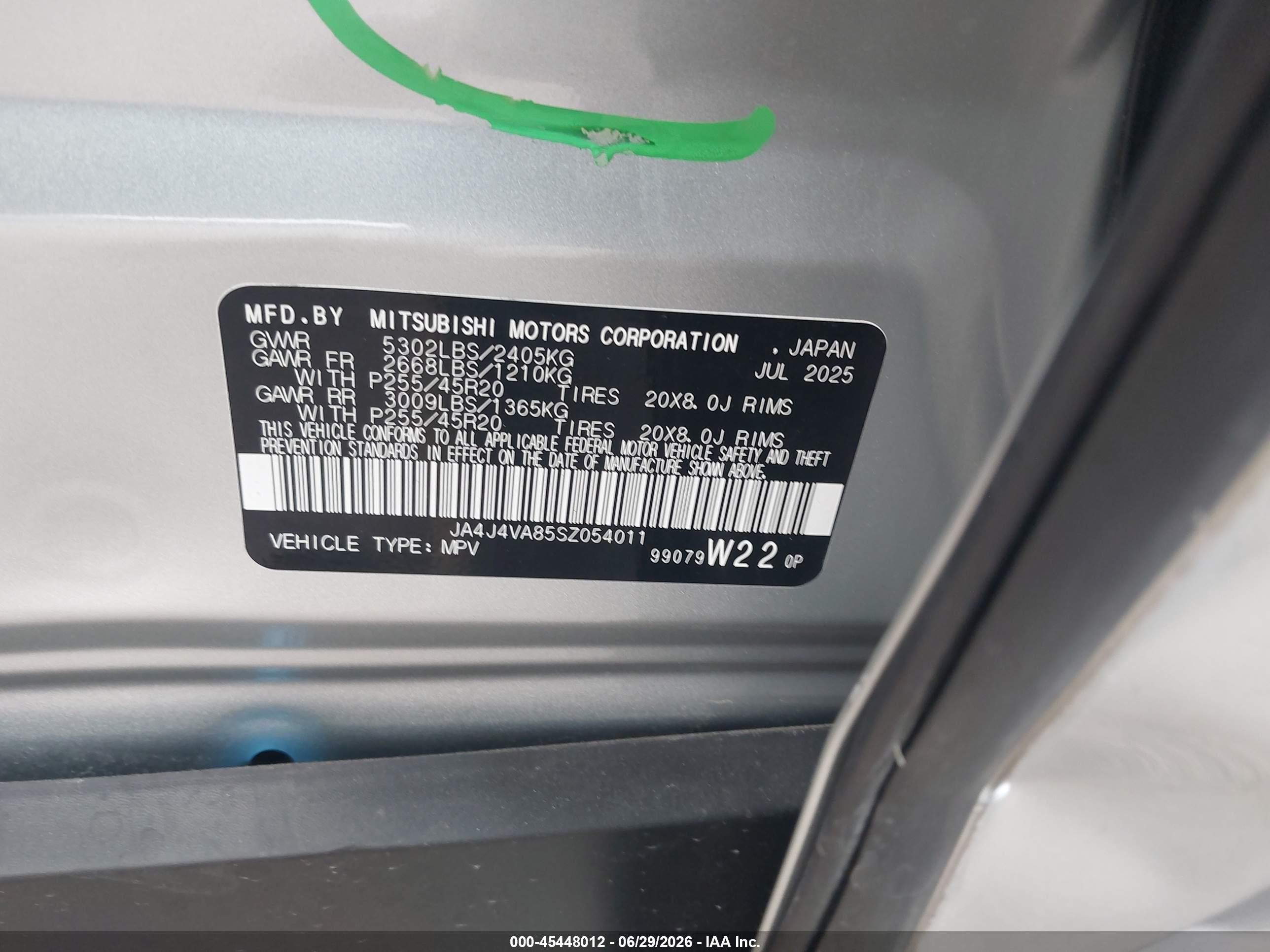 2025 Mitsubishi Outlander VIN JA4J4VA85SZ054011 IAAI salvage auction — Front & Rear, Original (Texas), sold $9,400 on 2026-09-11 (photo 9)
