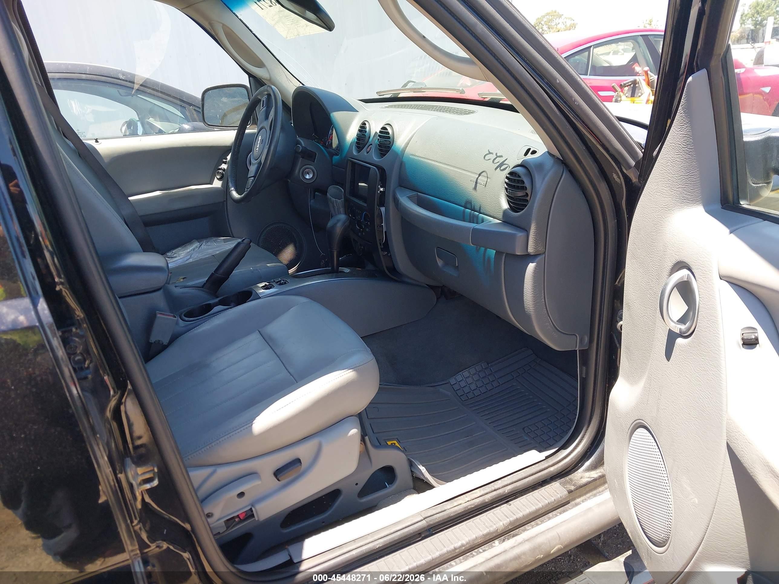 2006 Jeep Liberty VIN 1J4GL38K96W127911 IAAI salvage auction — Side, Salvage (California), sold $750 on 2026-07-09 (photo 5)