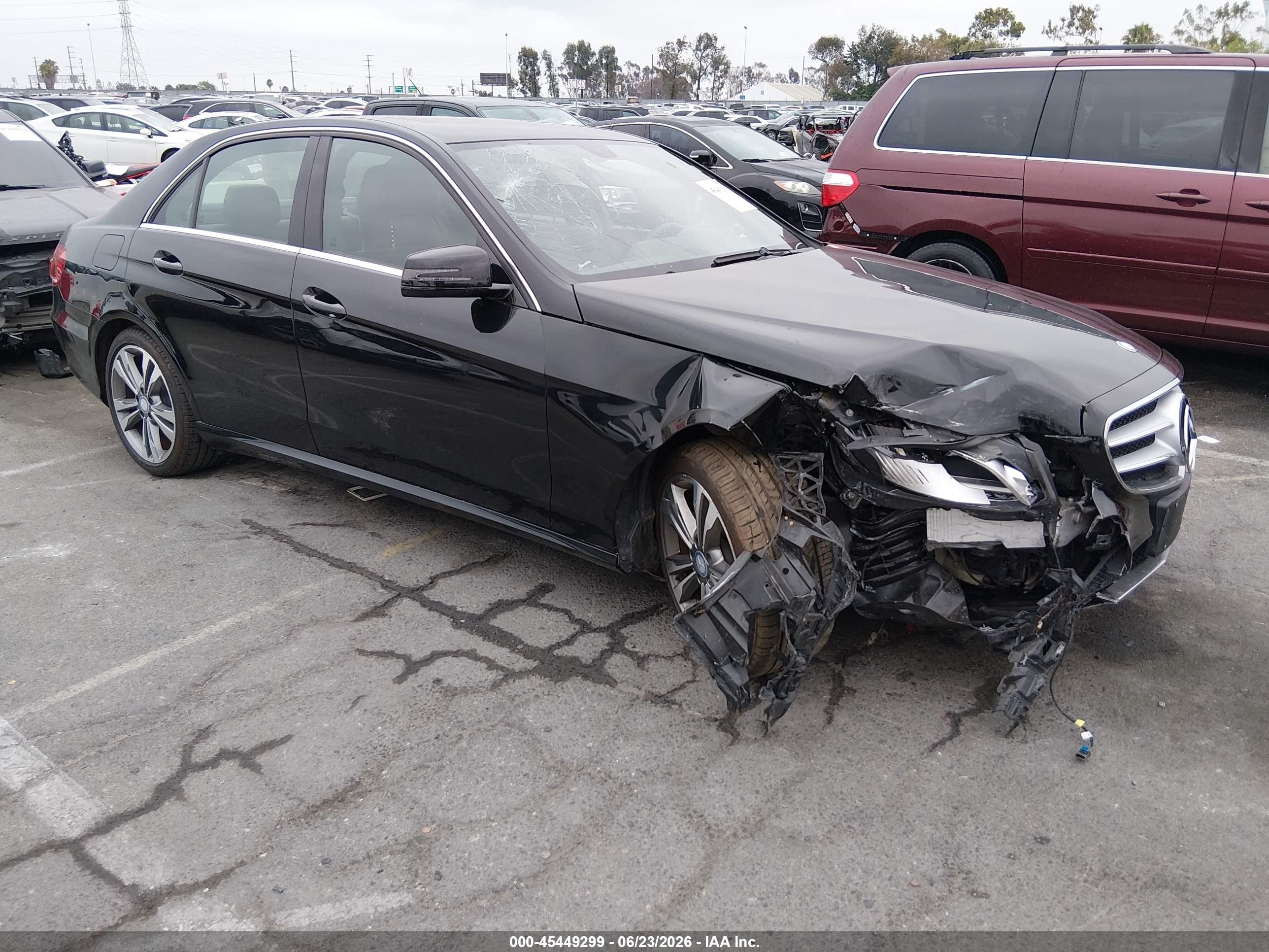 2014 Mercedes-Benz E-Class VIN WDDHF5KB3EA784730 IAAI salvage auction — Unknown, Salvage (California), sold $3,050 on 2026-07-09 (photo 1)