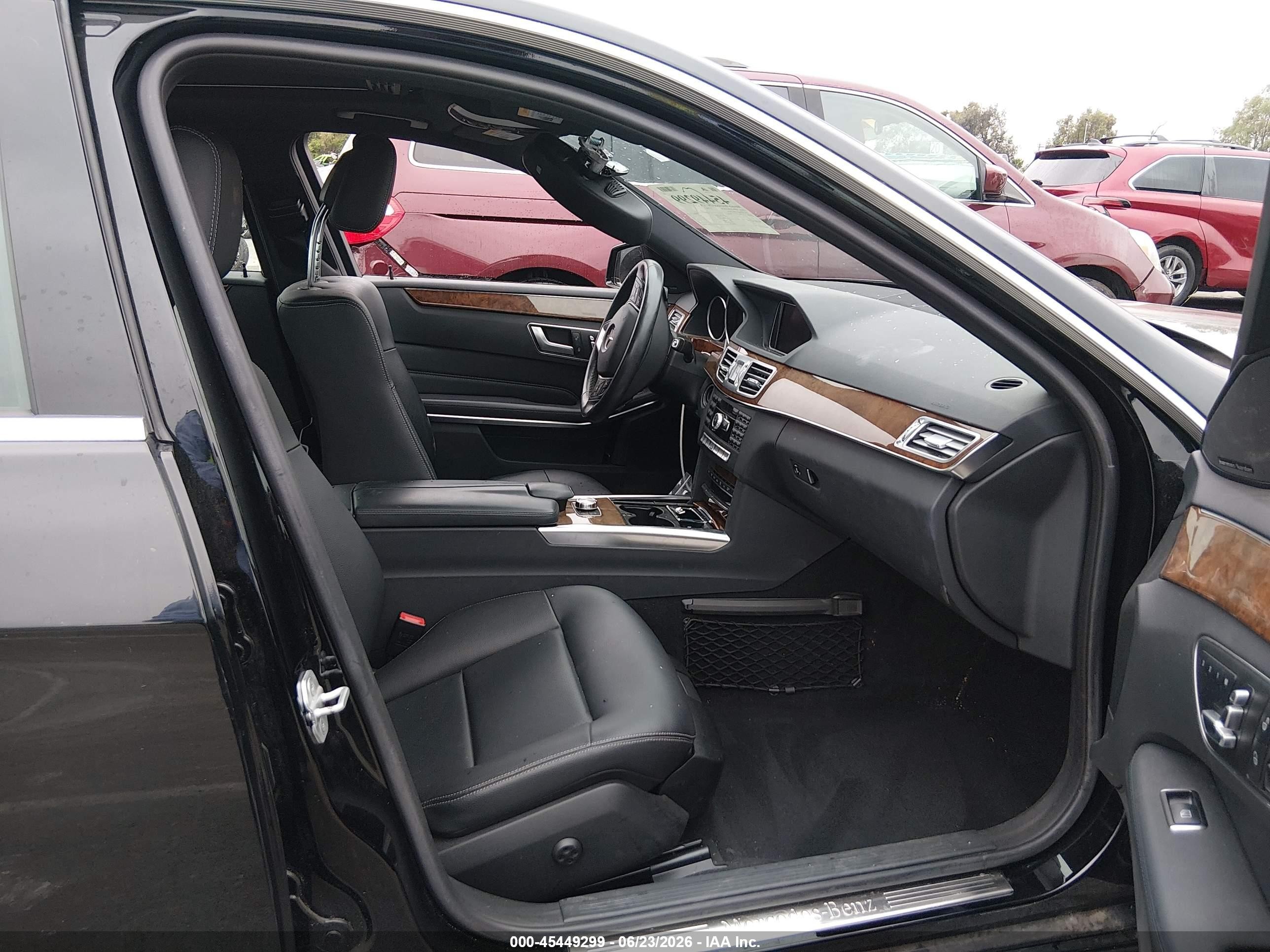 2014 Mercedes-Benz E-Class VIN WDDHF5KB3EA784730 IAAI salvage auction — Unknown, Salvage (California), sold $3,050 on 2026-07-09 (photo 5)