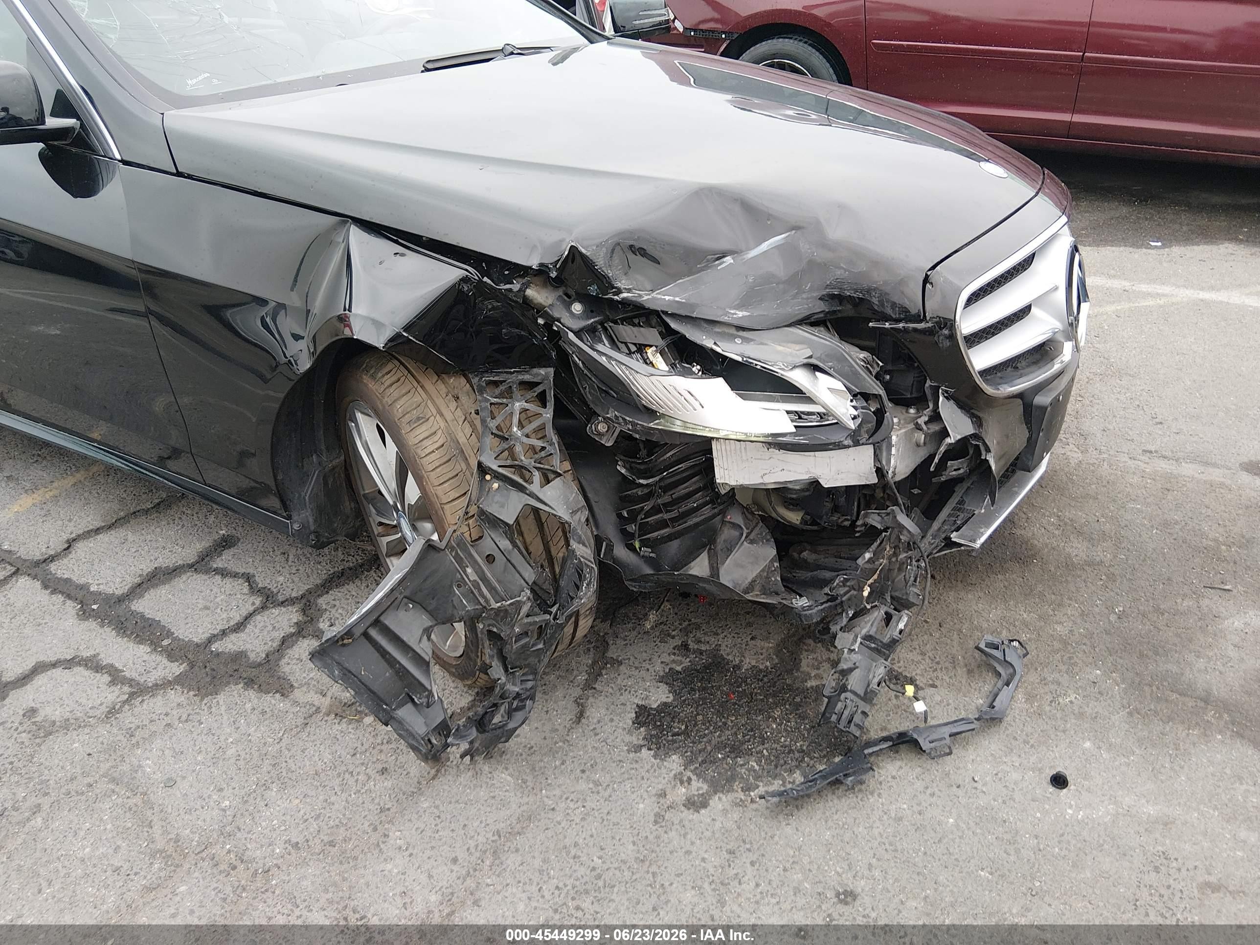 2014 Mercedes-Benz E-Class VIN WDDHF5KB3EA784730 IAAI salvage auction — Unknown, Salvage (California), sold $3,050 on 2026-07-09 (photo 6)