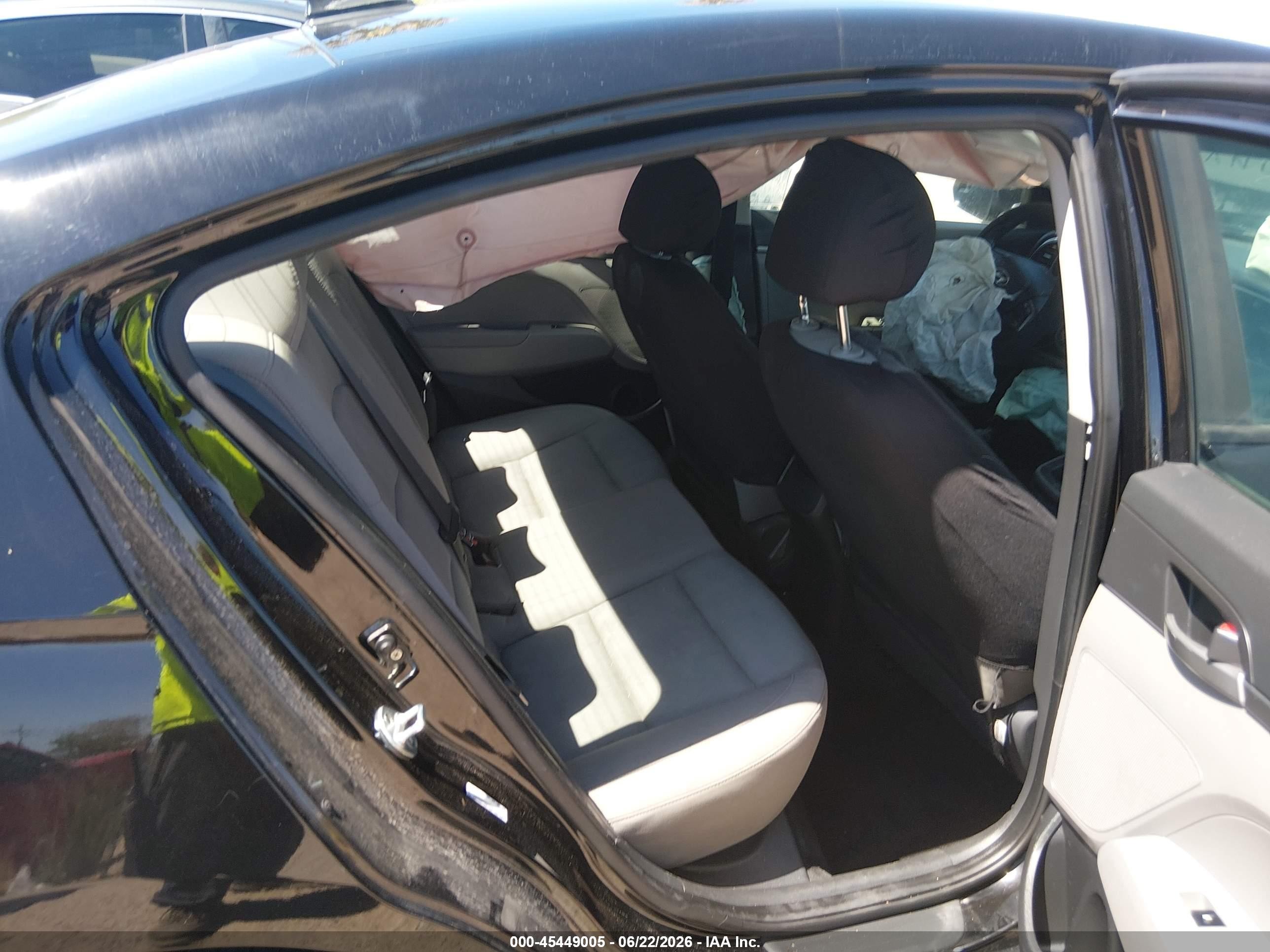 2017 Hyundai Elantra VIN KMHD74LF8HU422229 IAAI salvage auction — Front End, Salvage (Arizona), sold $525 on 2026-07-09 (photo 8)