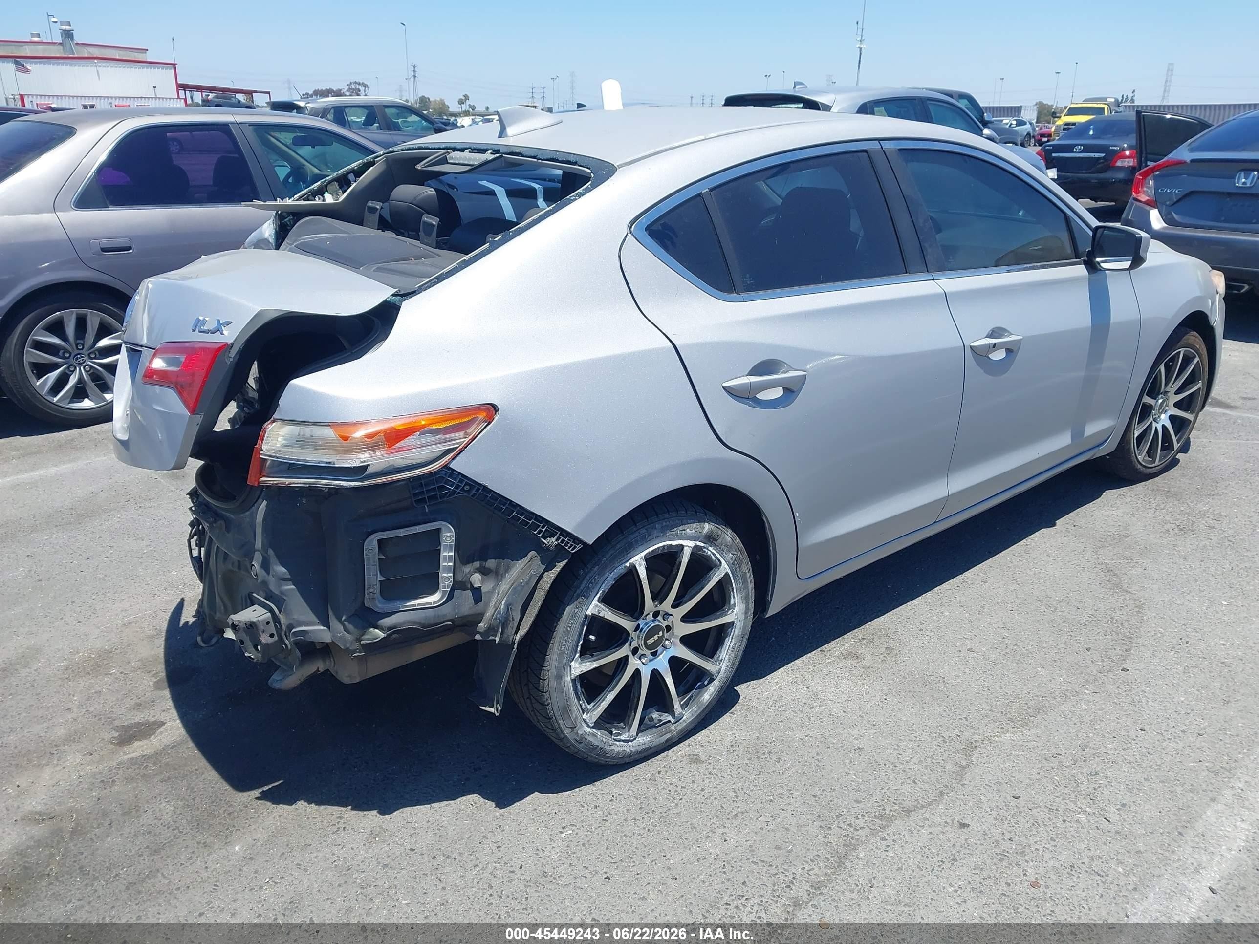 2013 Acura ILX VIN 19VDE1F54DE021287 IAAI salvage auction — Normal Wear, Salvage Title - Dealer (California), sold $1,100 on 2026-07-07 (photo 4)