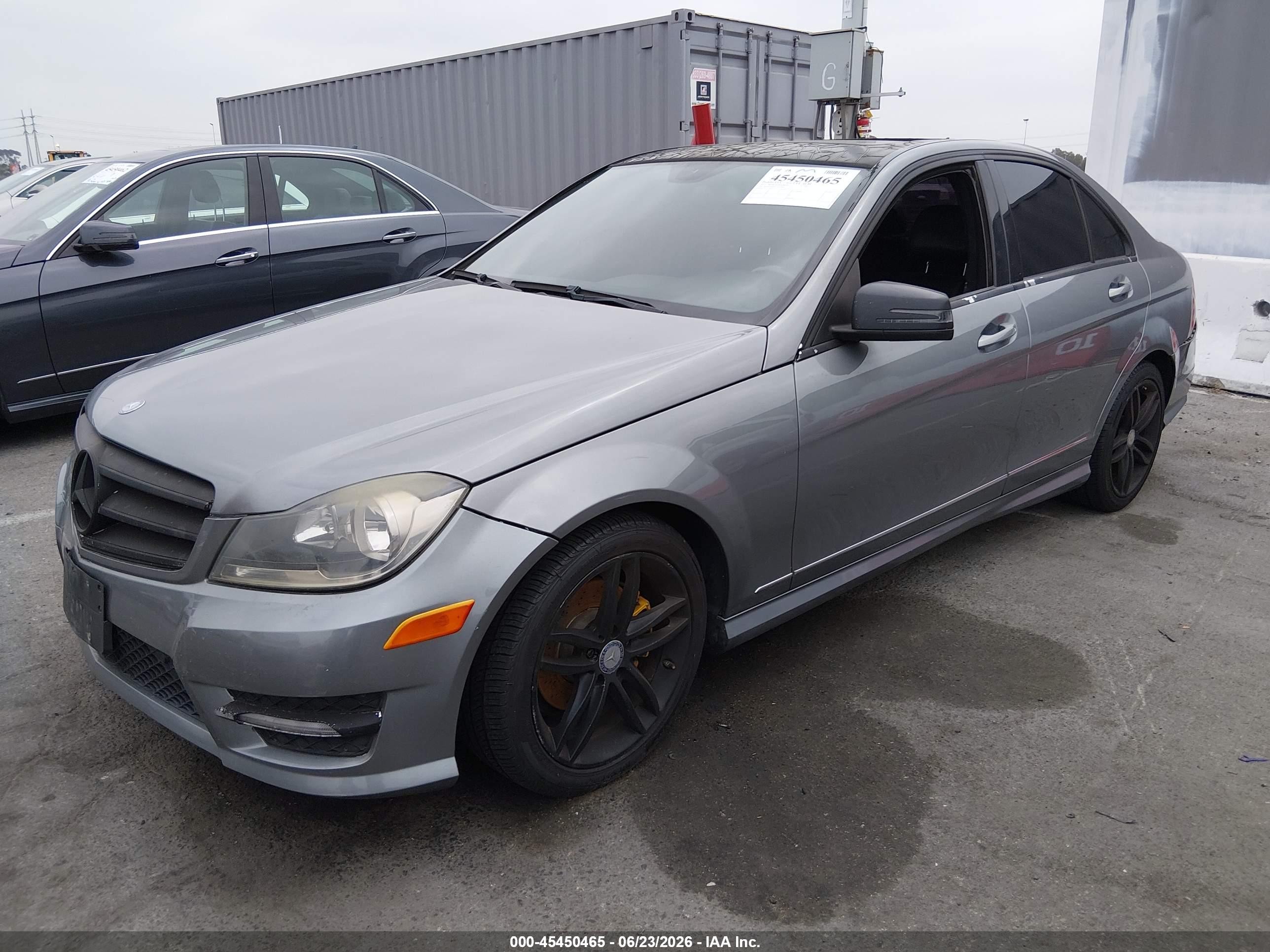 2012 Mercedes-Benz C-Class VIN WDDGF4HB3CR220099 IAAI salvage auction — Normal Wear, Clear - Dealer Only (California), sold $1,175 on 2026-07-06 (photo 2)