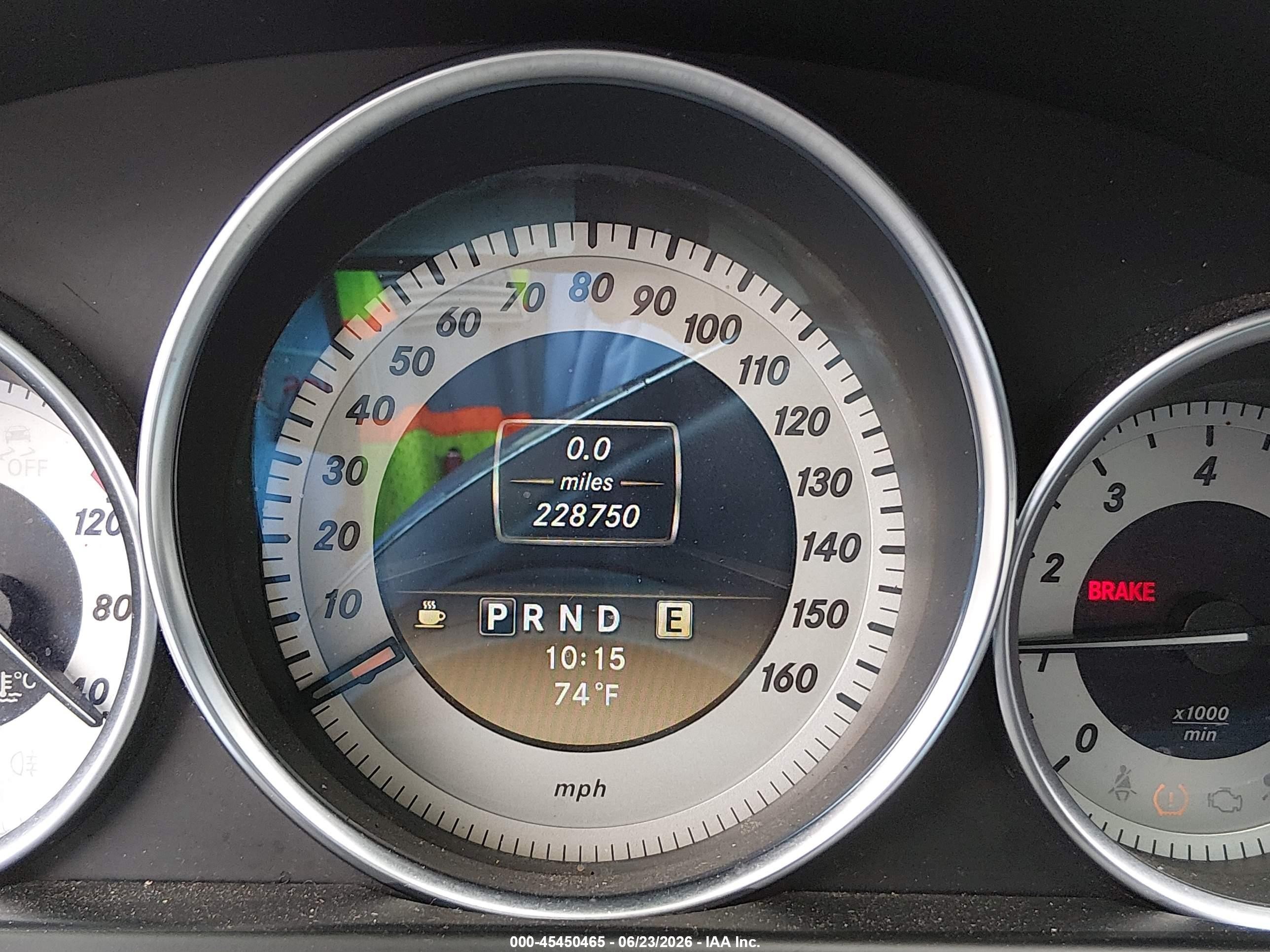 2012 Mercedes-Benz C-Class VIN WDDGF4HB3CR220099 IAAI salvage auction — Normal Wear, Clear - Dealer Only (California), sold $1,175 on 2026-07-06 (photo 7)