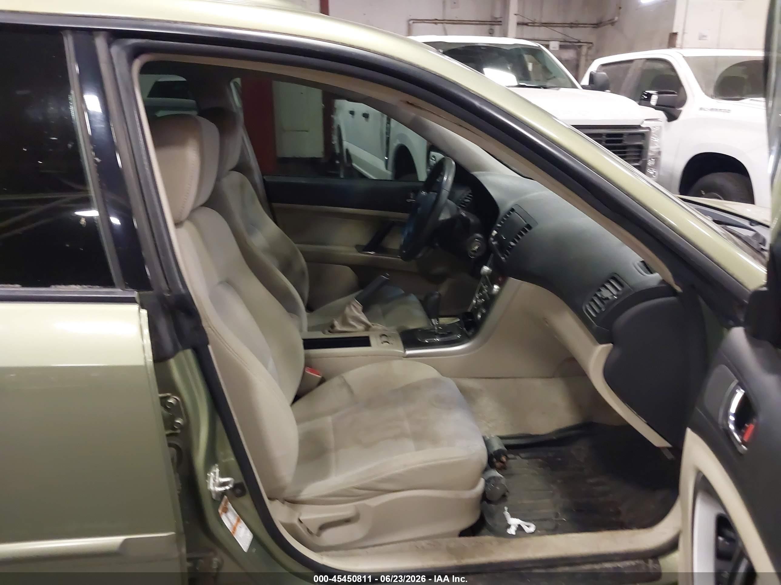2007 Subaru Outback VIN 4S4BP61C877303539 IAAI salvage auction — Normal Wear, Clear-Dealer Only (Oregon), sold $575 on 2026-07-06 (photo 5)