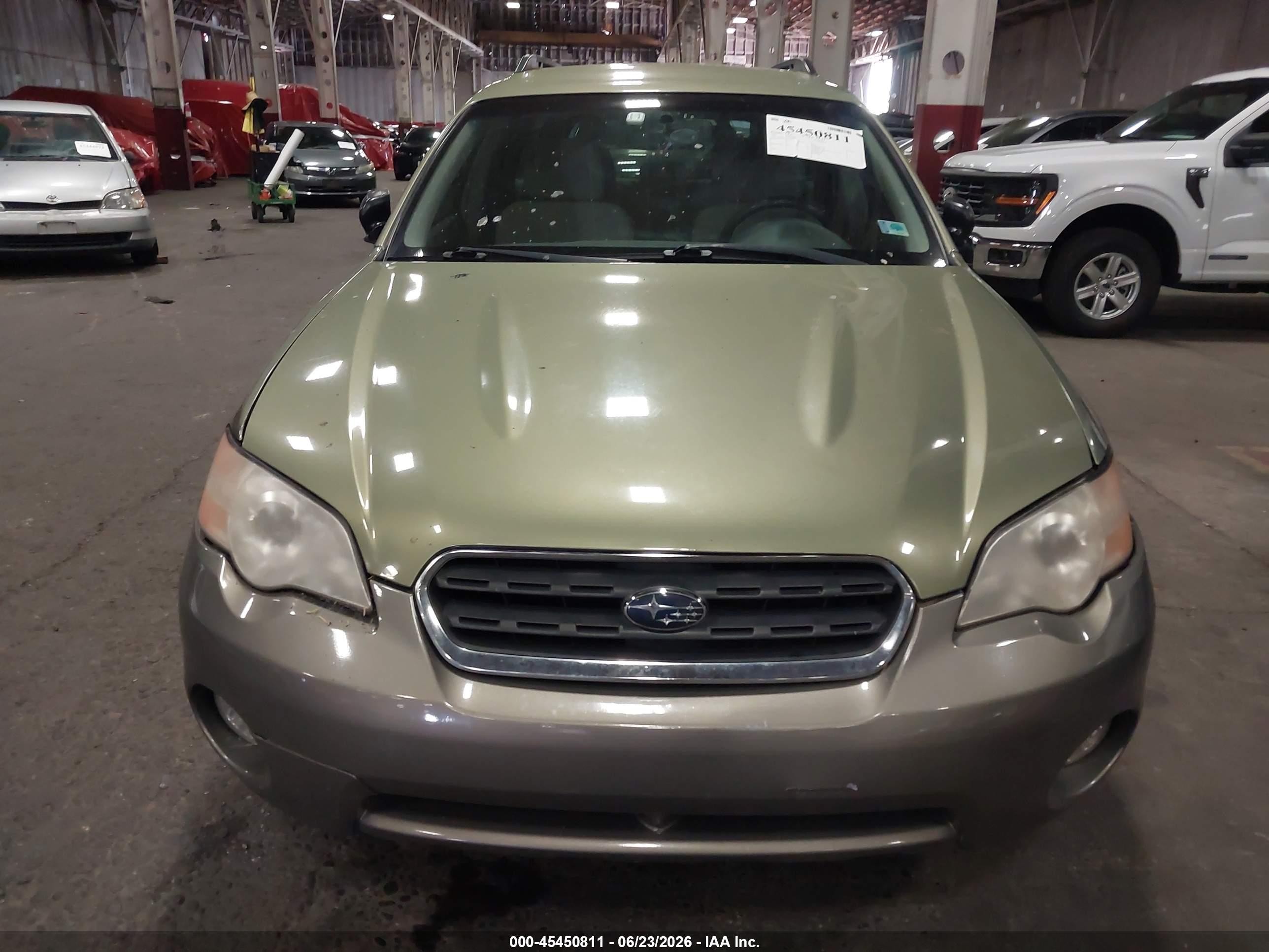 2007 Subaru Outback VIN 4S4BP61C877303539 IAAI salvage auction — Normal Wear, Clear-Dealer Only (Oregon), sold $575 on 2026-07-06 (photo 6)