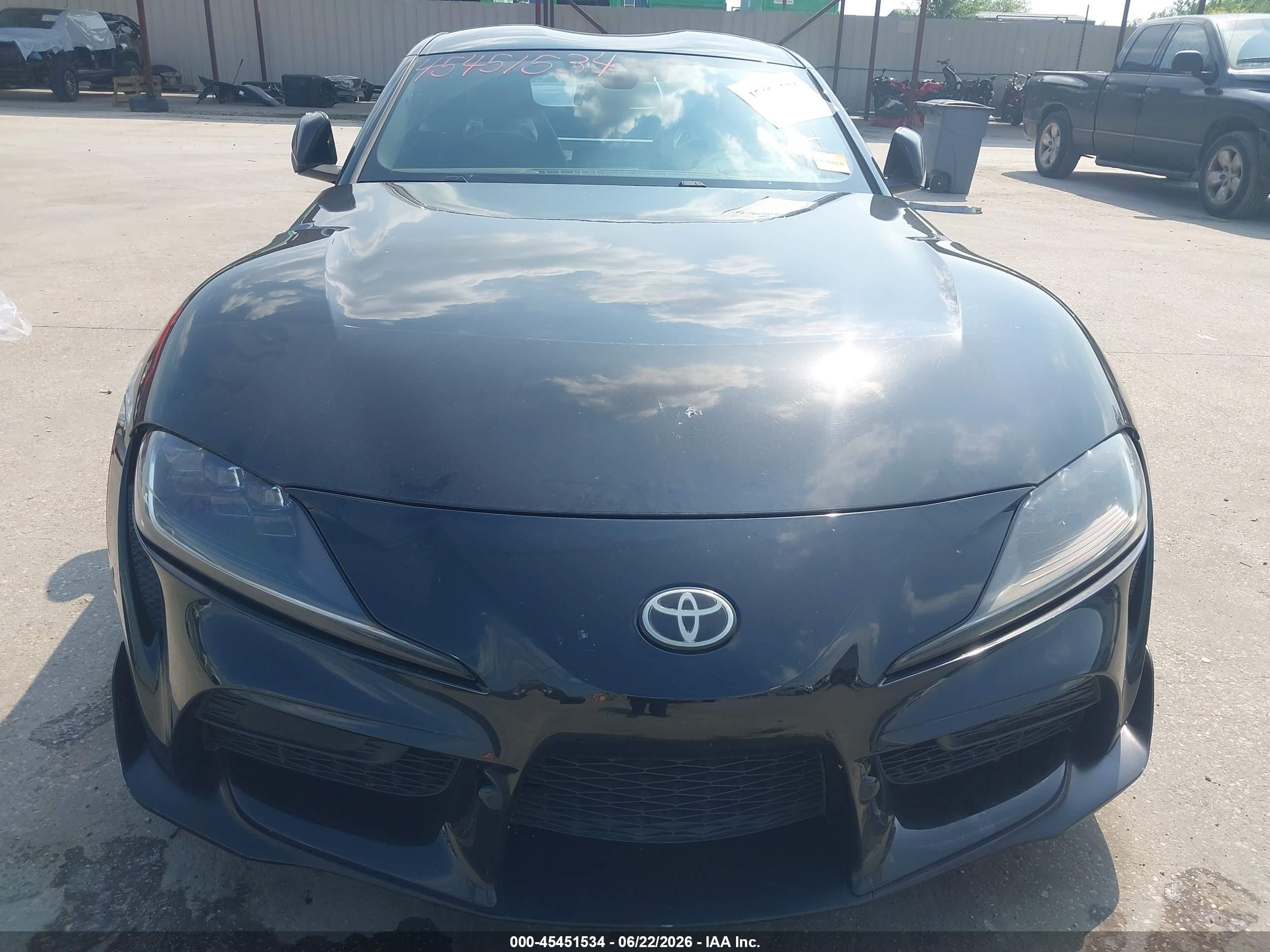 2021 Toyota Supra VIN WZ1DB0C02MW039569 IAAI salvage auction — Water/Flood, Salvage (Texas), sold $21,300 on 2026-08-12 (photo 6)
