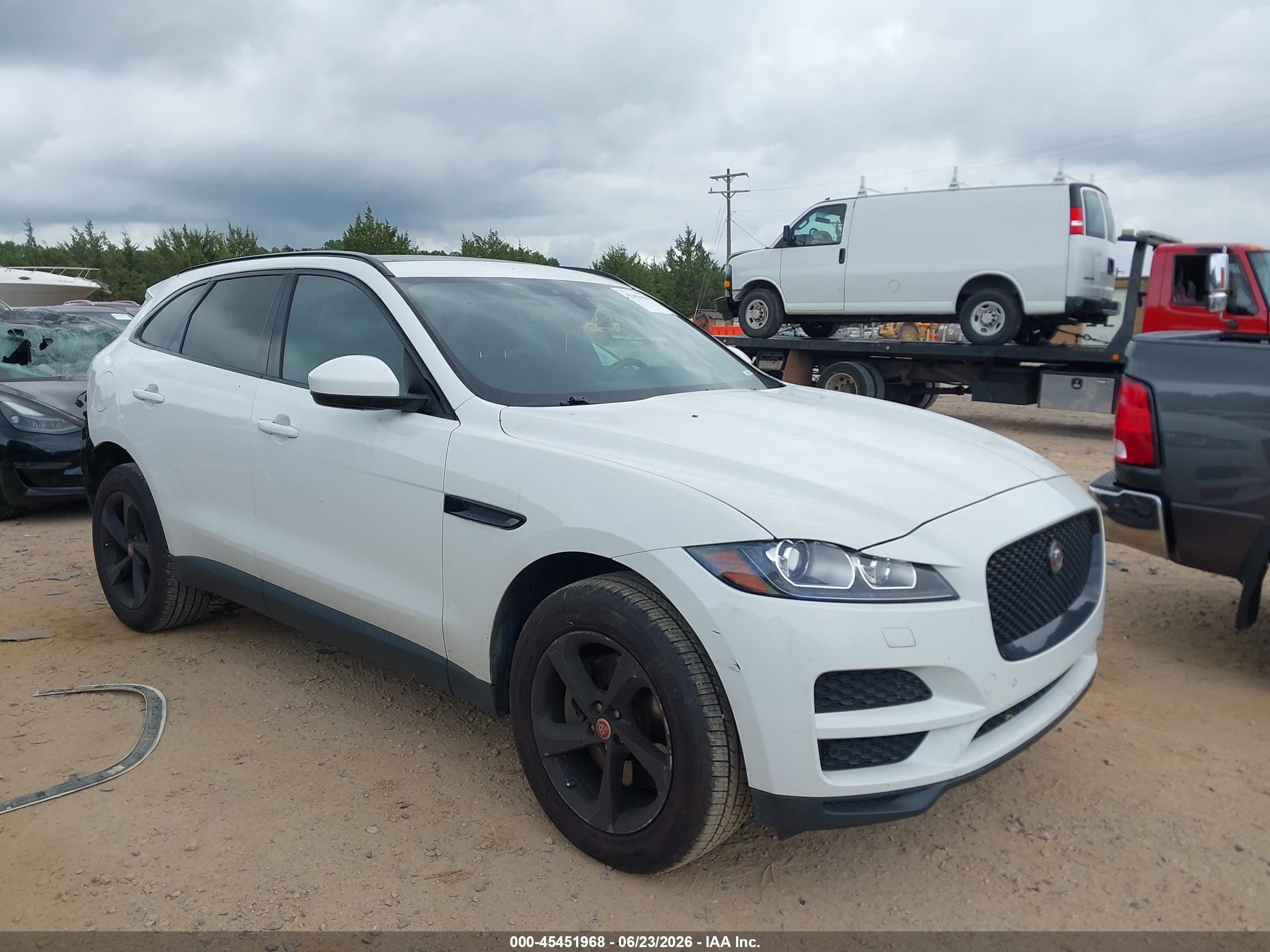 2017 Jaguar F-pace VIN SADCJ2BV4HA494971 IAAI salvage auction — Rear End, Salvage (North Carolina), sold $4,250 on 2026-09-13 (photo 1)