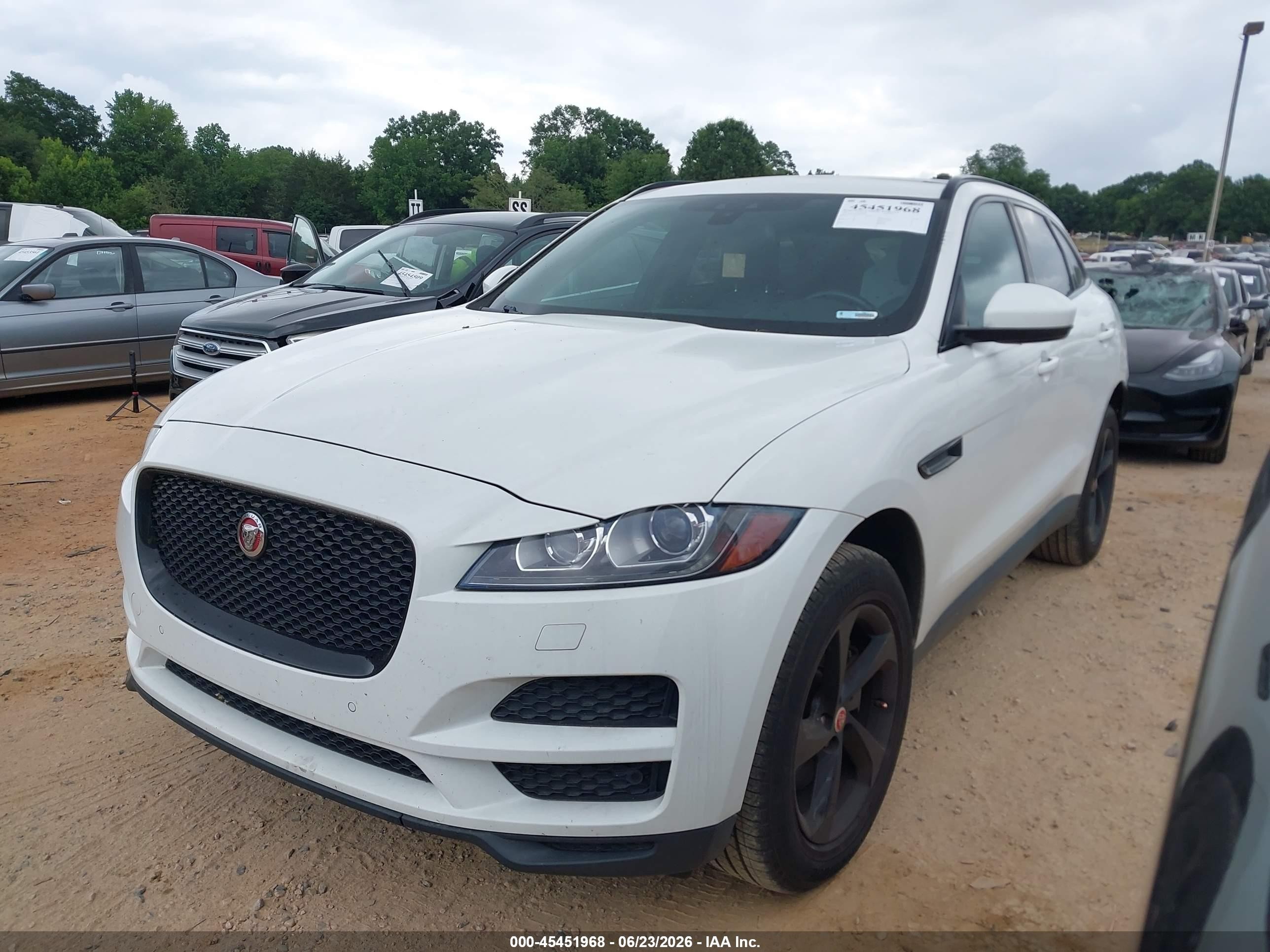 2017 Jaguar F-pace VIN SADCJ2BV4HA494971 IAAI salvage auction — Rear End, Salvage (North Carolina), sold $4,250 on 2026-09-13 (photo 2)