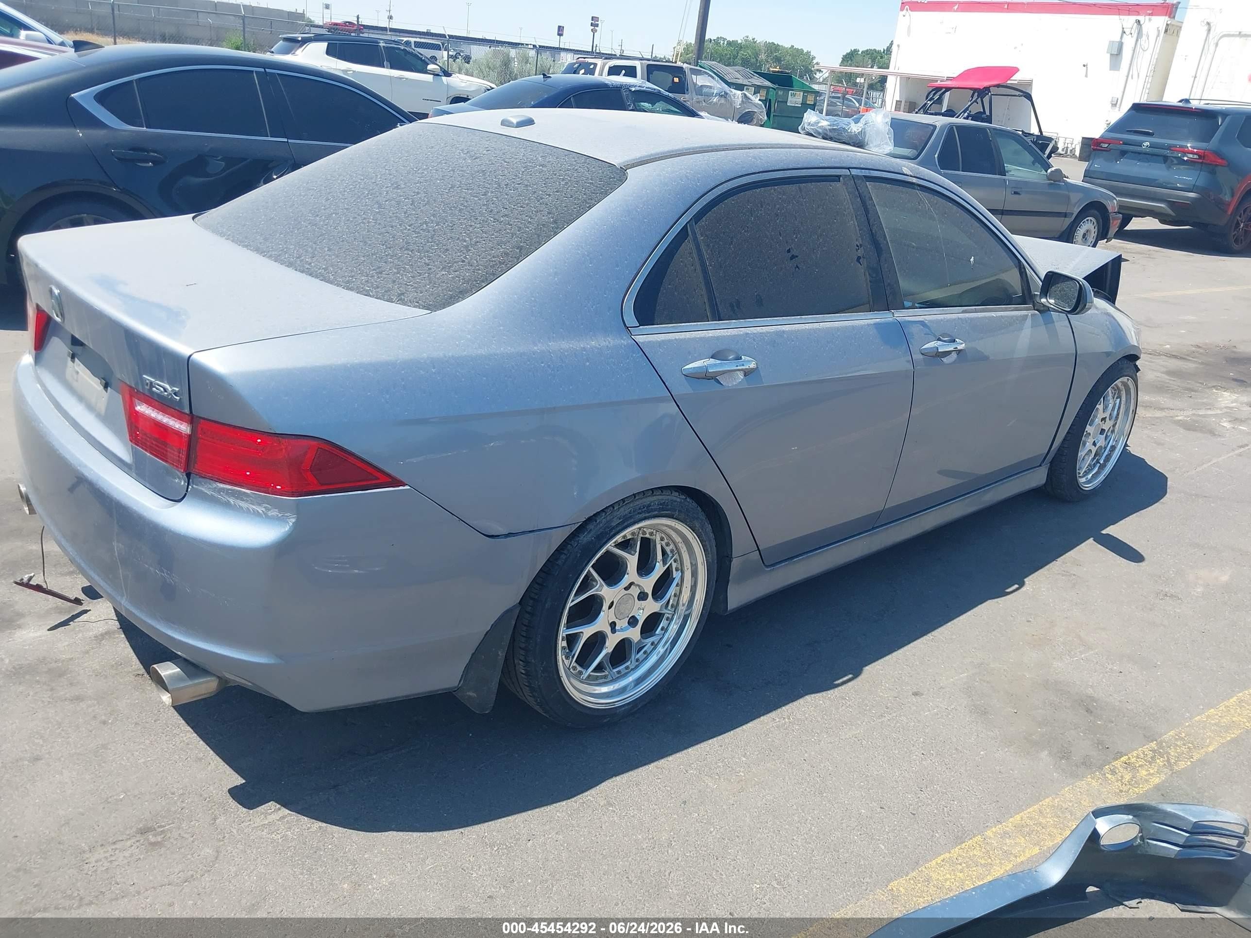 2008 Acura TSX VIN JH4CL95808C015243 IAAI salvage auction — Normal Wear, Clear (North Dakota), sold $1,125 on 2026-07-07 (photo 4)