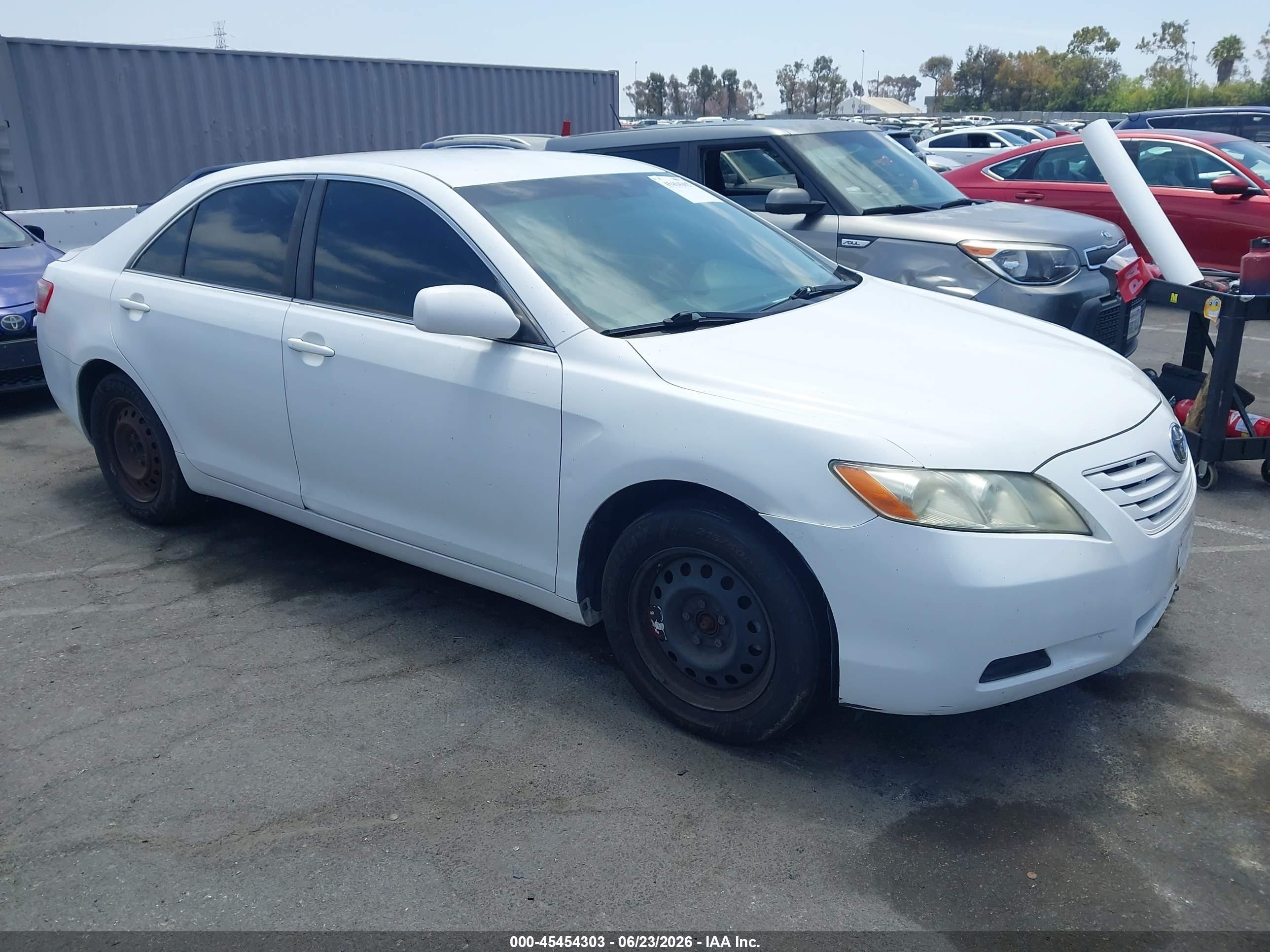 2007 Toyota Camry VIN 4T1BE46K67U728463 IAAI salvage auction — Normal Wear, Clear - Dealer Only (California), sold $650 on 2026-07-09 (photo 1)