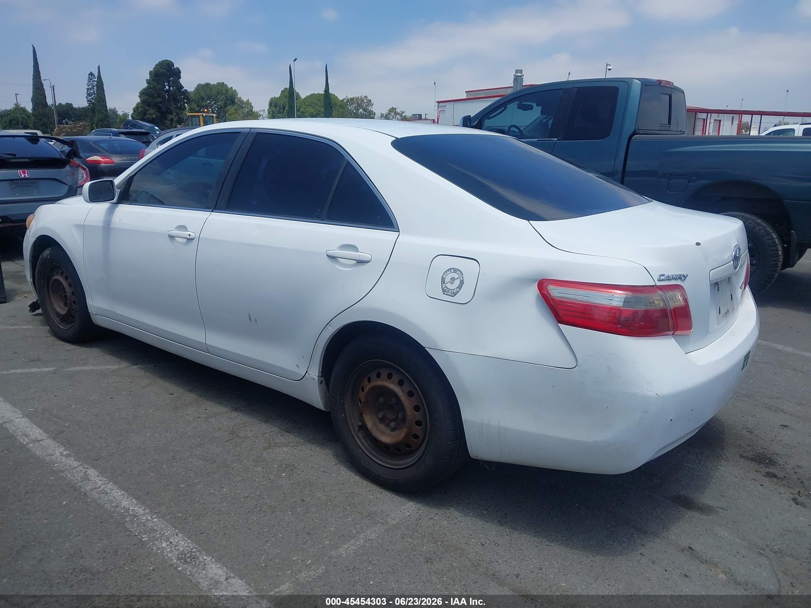 2007 Toyota Camry VIN 4T1BE46K67U728463 IAAI salvage auction — Normal Wear, Clear - Dealer Only (California), sold $650 on 2026-07-09 (photo 3)