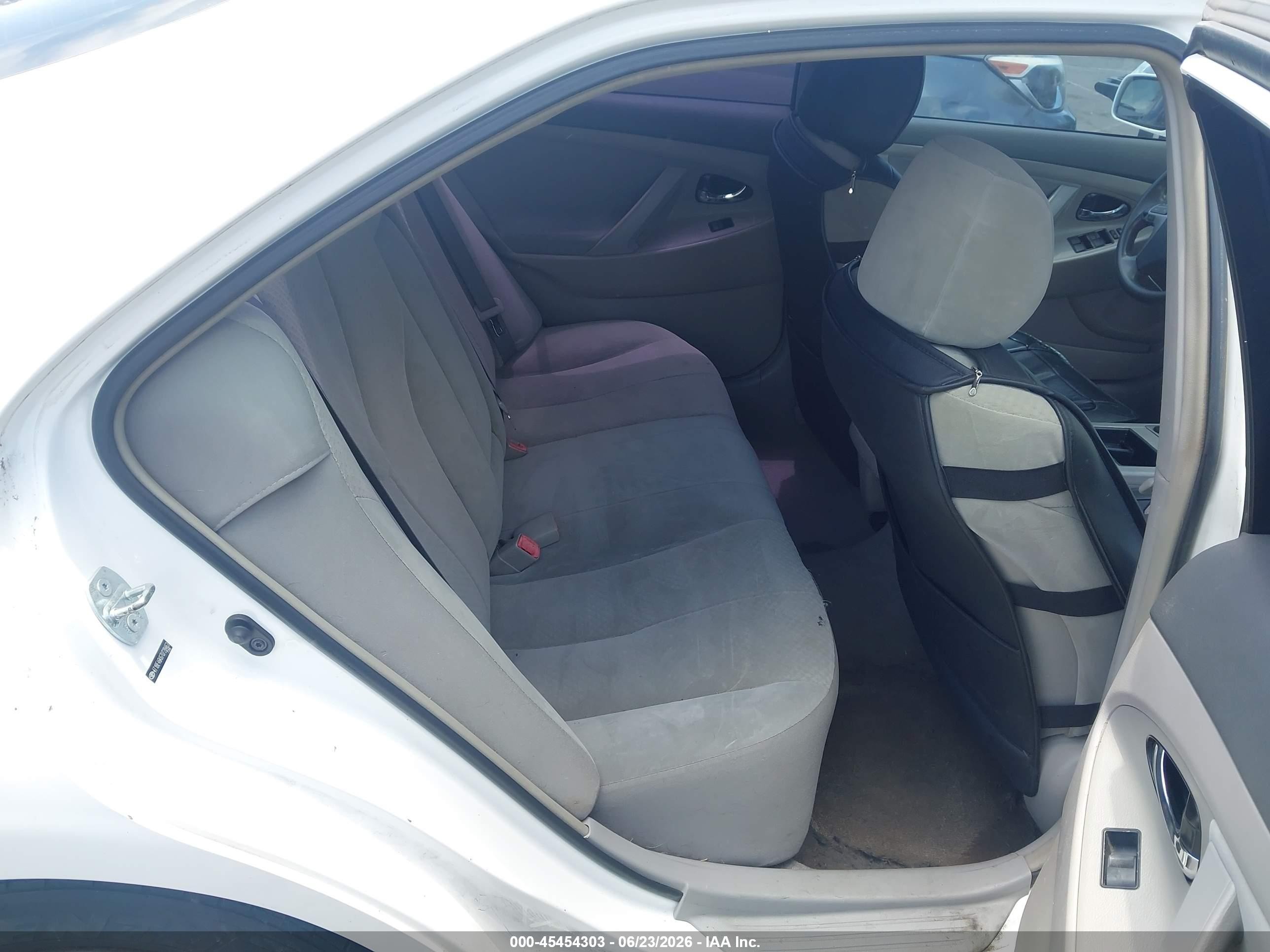 2007 Toyota Camry VIN 4T1BE46K67U728463 IAAI salvage auction — Normal Wear, Clear - Dealer Only (California), sold $650 on 2026-07-09 (photo 8)